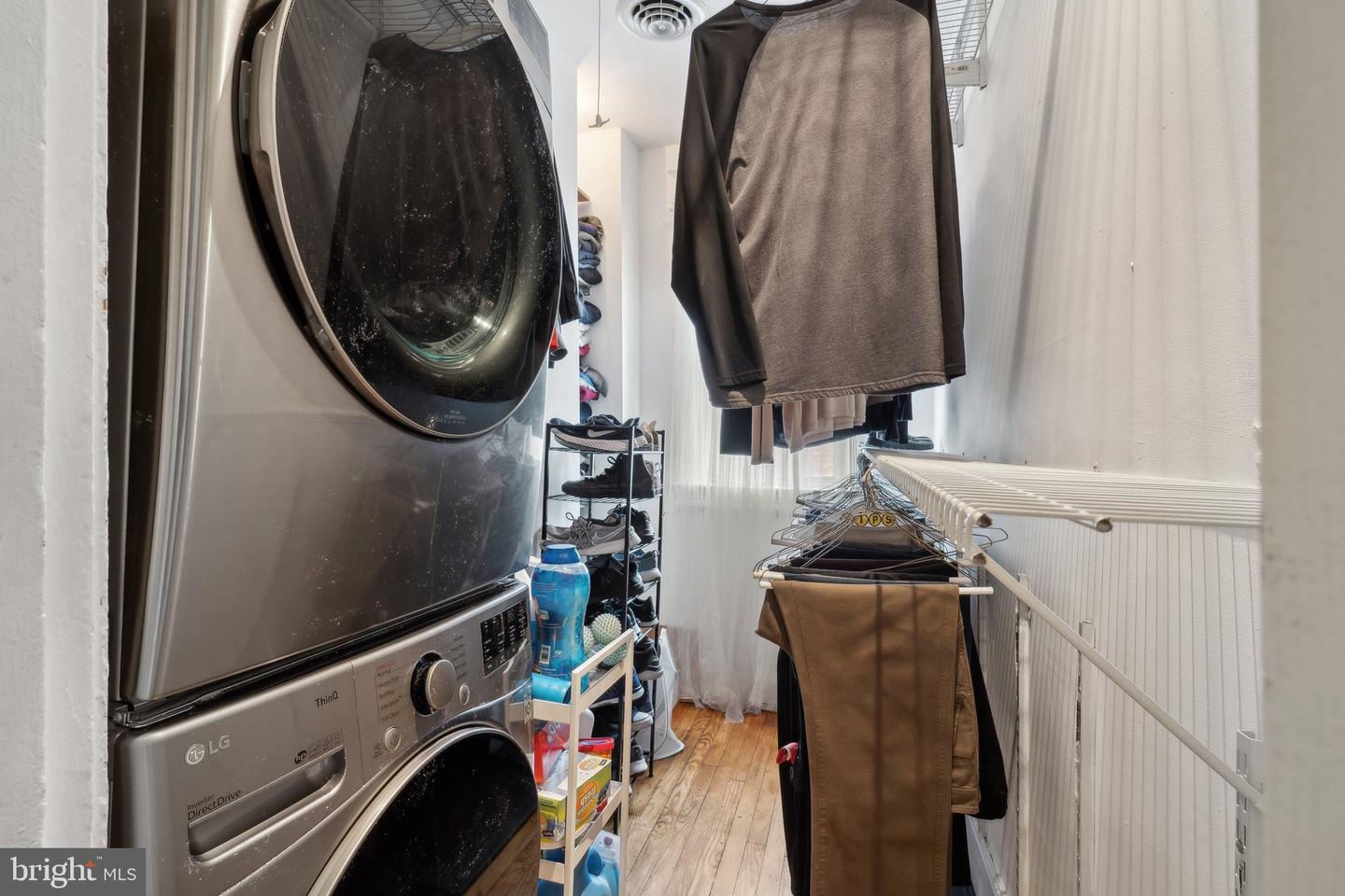 1029 G ST NE, WASHINGTON, District Of Columbia 20002, 4 Bedrooms Bedrooms, ,2 BathroomsBathrooms,Residential,For sale,1029 G ST NE,DCDC2185070 MLS # DCDC2185070