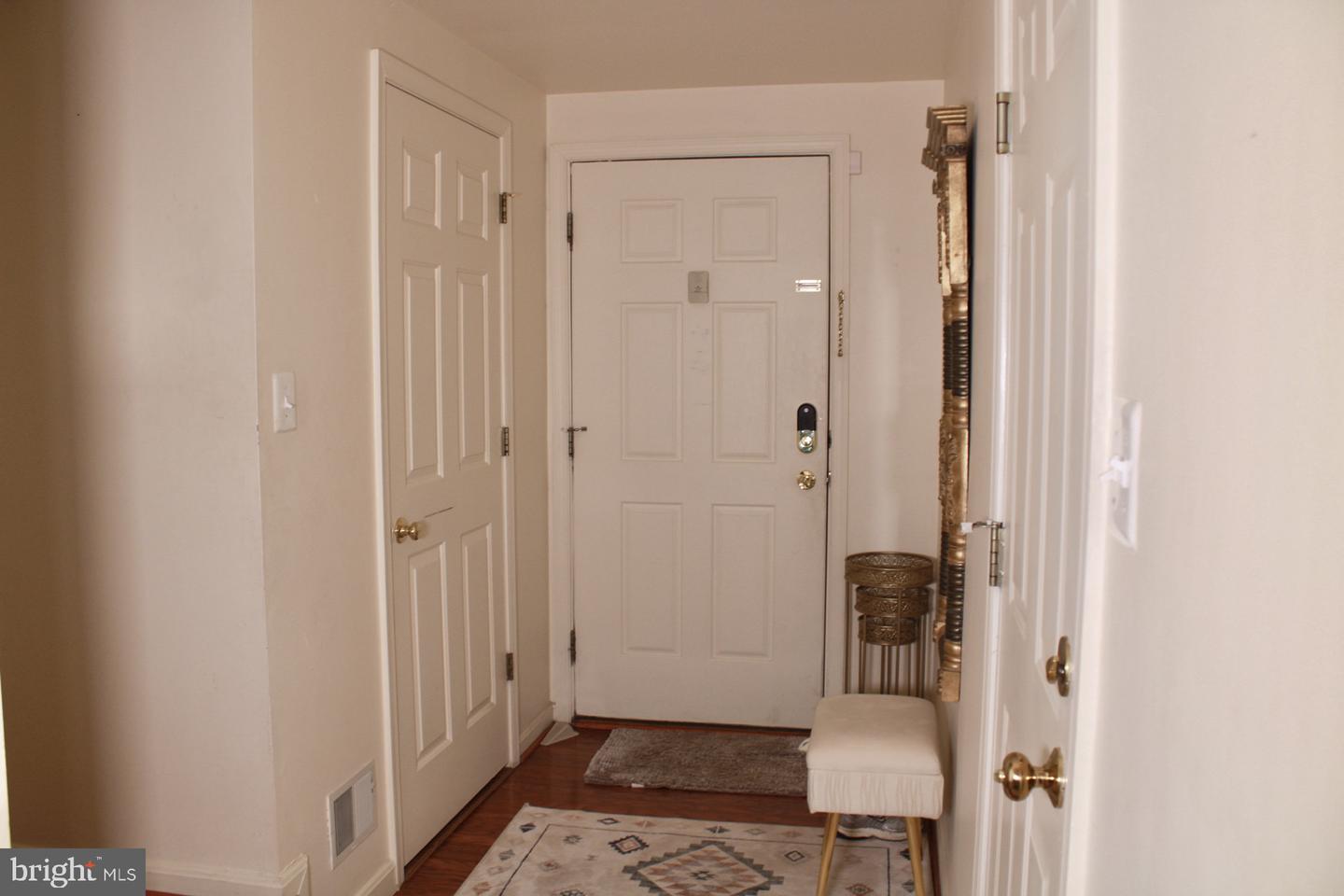 45610 IRON HORSE TER, STERLING, Virginia 20166, 3 Bedrooms Bedrooms, 3 Rooms Rooms,2 BathroomsBathrooms,Residential,For sale,45610 IRON HORSE TER,VALO2090112 MLS # VALO2090112