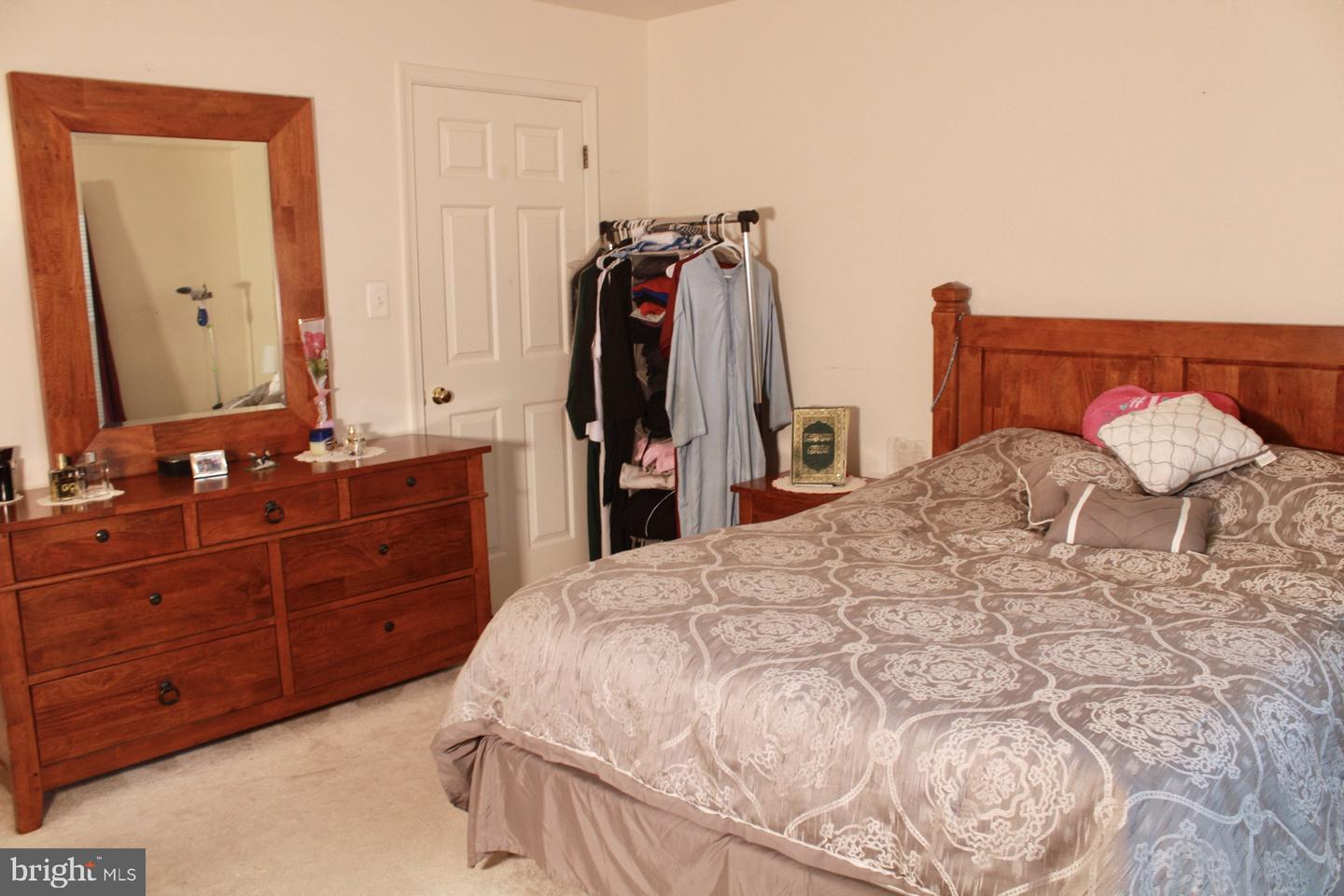 45610 IRON HORSE TER, STERLING, Virginia 20166, 3 Bedrooms Bedrooms, 3 Rooms Rooms,2 BathroomsBathrooms,Residential,For sale,45610 IRON HORSE TER,VALO2090112 MLS # VALO2090112