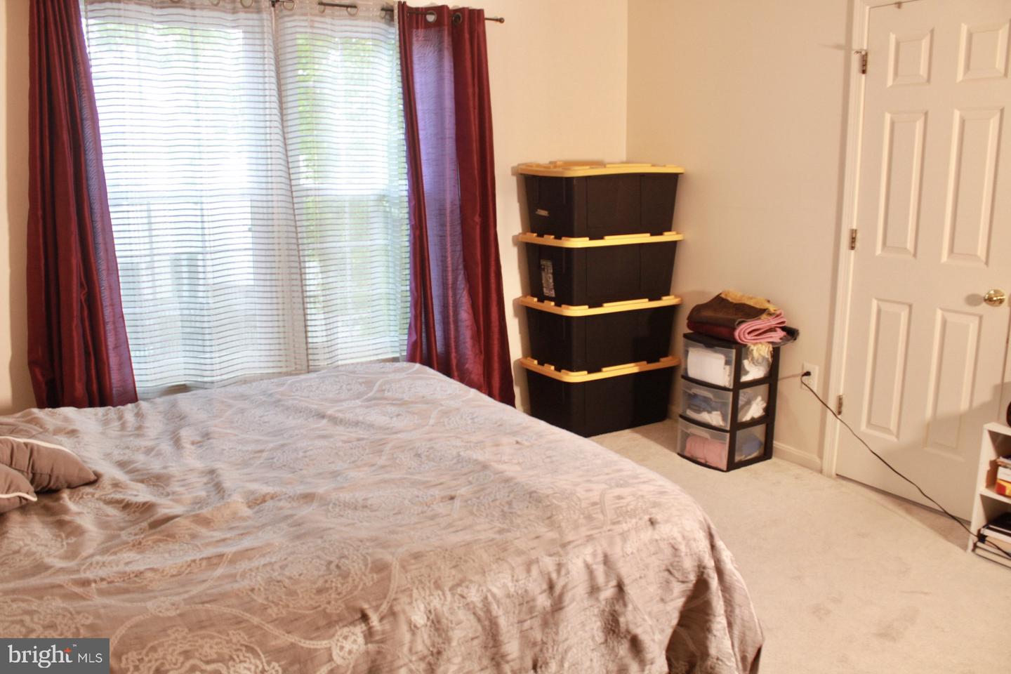 45610 IRON HORSE TER, STERLING, Virginia 20166, 3 Bedrooms Bedrooms, 3 Rooms Rooms,2 BathroomsBathrooms,Residential,For sale,45610 IRON HORSE TER,VALO2090112 MLS # VALO2090112
