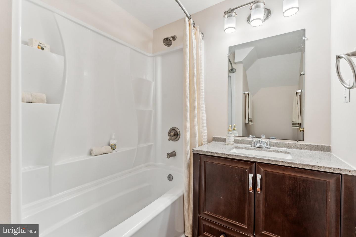 22376 MAISON CARREE SQ, ASHBURN, Virginia 20148, 3 Bedrooms Bedrooms, ,3 BathroomsBathrooms,Residential,For sale,22376 MAISON CARREE SQ,VALO2091420 MLS # VALO2091420