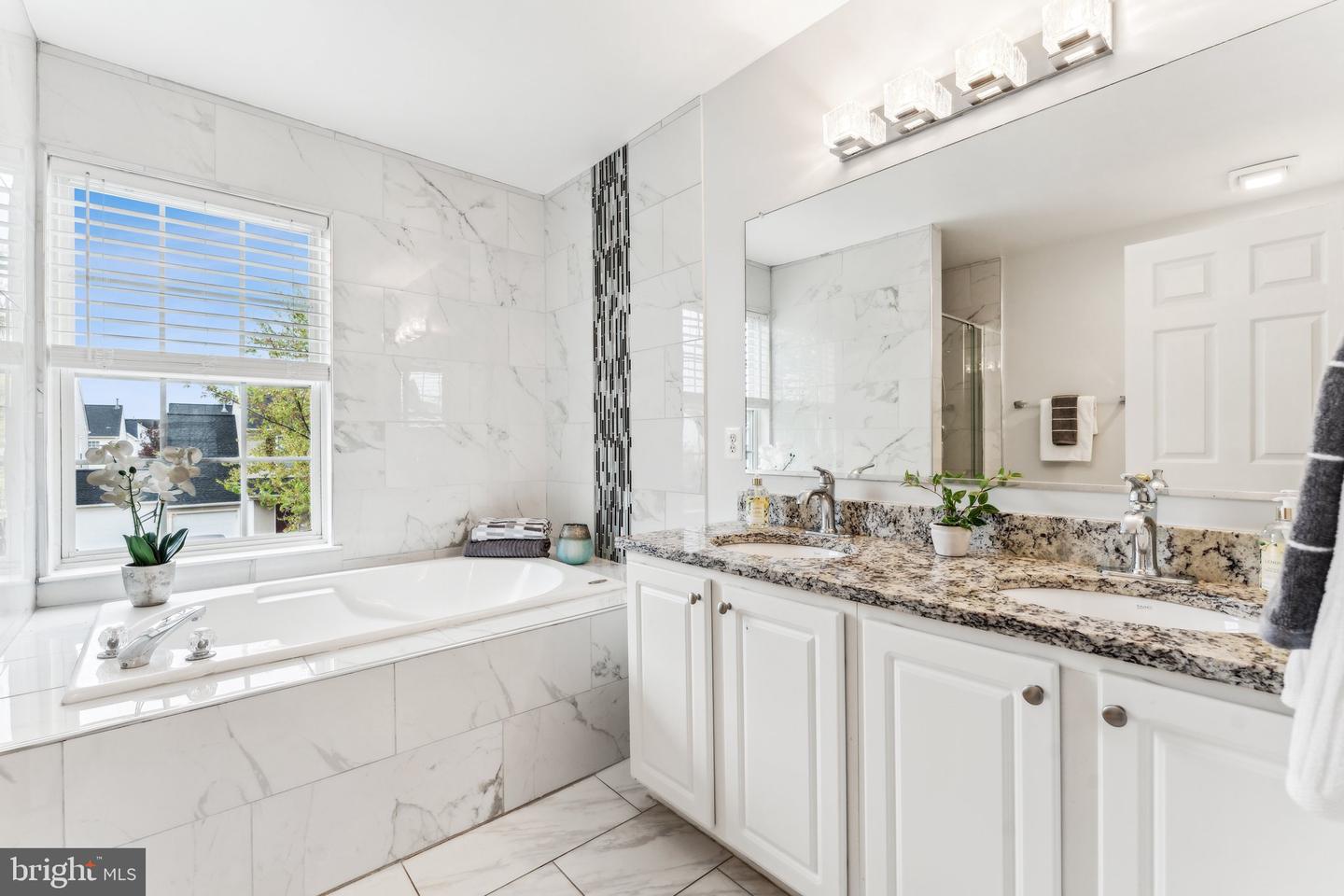 22376 MAISON CARREE SQ, ASHBURN, Virginia 20148, 3 Bedrooms Bedrooms, ,3 BathroomsBathrooms,Residential,For sale,22376 MAISON CARREE SQ,VALO2091420 MLS # VALO2091420