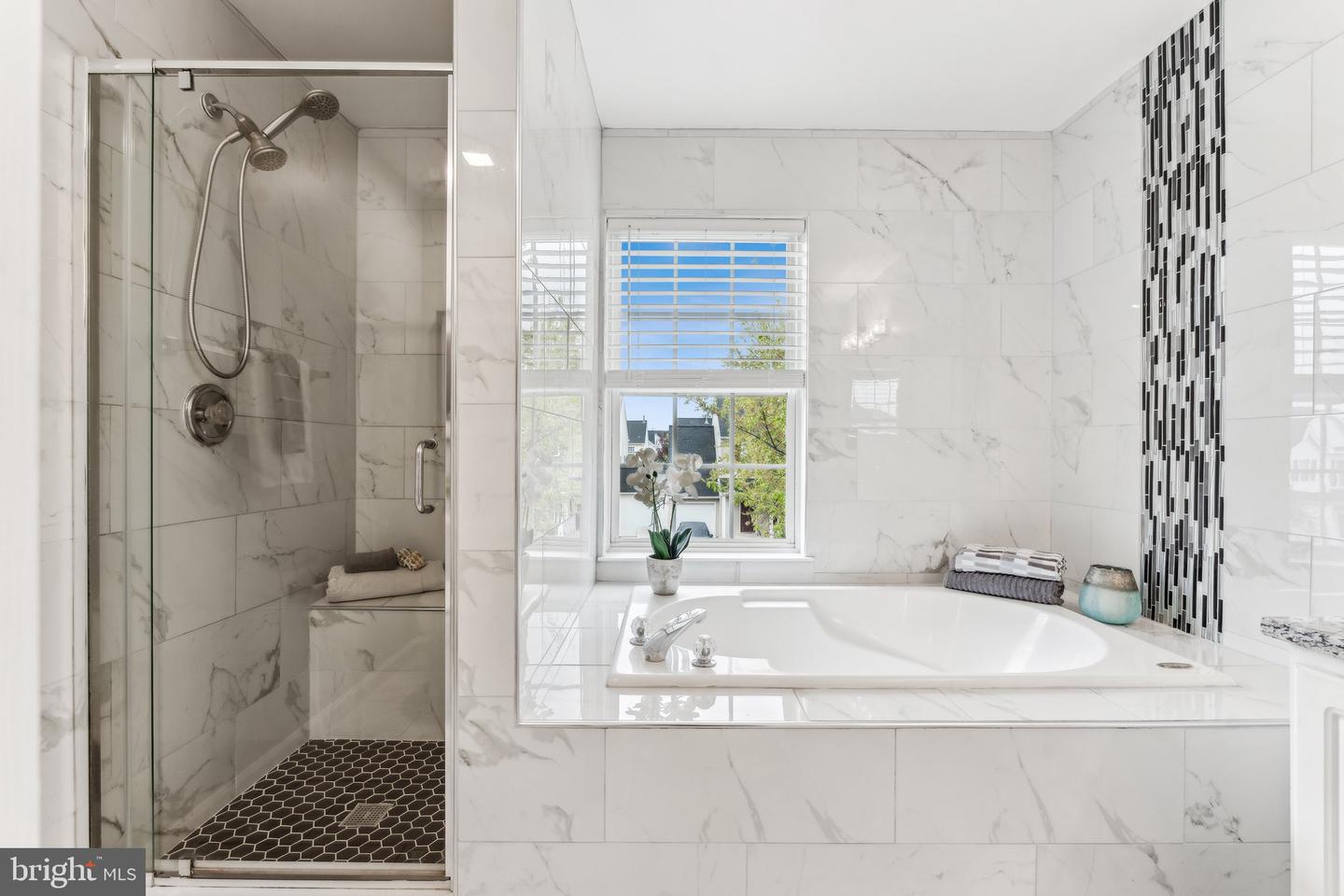 22376 MAISON CARREE SQ, ASHBURN, Virginia 20148, 3 Bedrooms Bedrooms, ,3 BathroomsBathrooms,Residential,For sale,22376 MAISON CARREE SQ,VALO2091420 MLS # VALO2091420