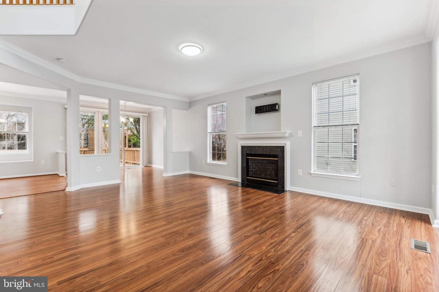 22376 MAISON CARREE SQ, ASHBURN, Virginia 20148, 3 Bedrooms Bedrooms, ,3 BathroomsBathrooms,Residential,For sale,22376 MAISON CARREE SQ,VALO2091420 MLS # VALO2091420