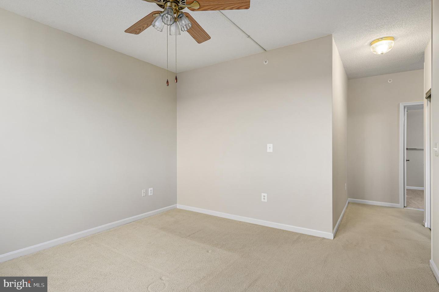 19375 CYPRESS RIDGE TER #906, LEESBURG, Virginia 20176, 2 Bedrooms Bedrooms, ,2 BathroomsBathrooms,Residential,For sale,19375 CYPRESS RIDGE TER #906,VALO2091756 MLS # VALO2091756