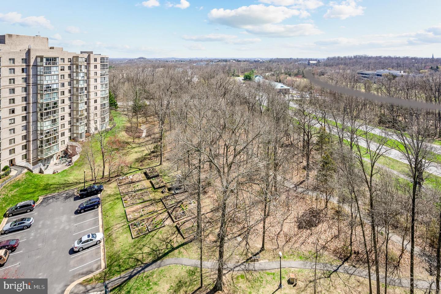 19375 CYPRESS RIDGE TER #906, LEESBURG, Virginia 20176, 2 Bedrooms Bedrooms, ,2 BathroomsBathrooms,Residential,For sale,19375 CYPRESS RIDGE TER #906,VALO2091756 MLS # VALO2091756