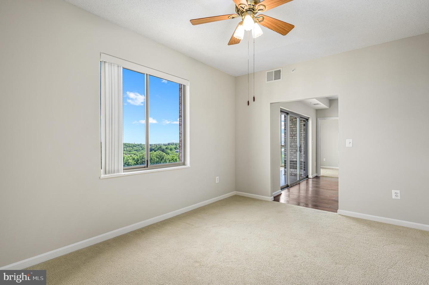 19375 CYPRESS RIDGE TER #906, LEESBURG, Virginia 20176, 2 Bedrooms Bedrooms, ,2 BathroomsBathrooms,Residential,For sale,19375 CYPRESS RIDGE TER #906,VALO2091756 MLS # VALO2091756