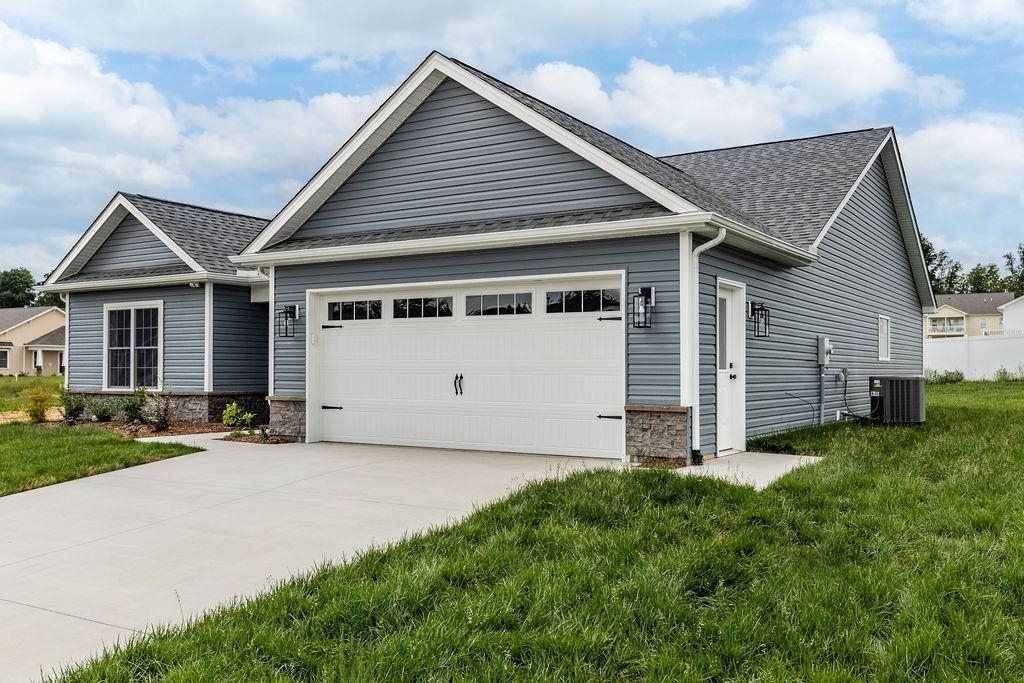 179 LANGLEY DR, WAYNESBORO, Virginia 22980, 3 Bedrooms Bedrooms, ,2 BathroomsBathrooms,Residential,179 LANGLEY DR,664770 MLS # 664770