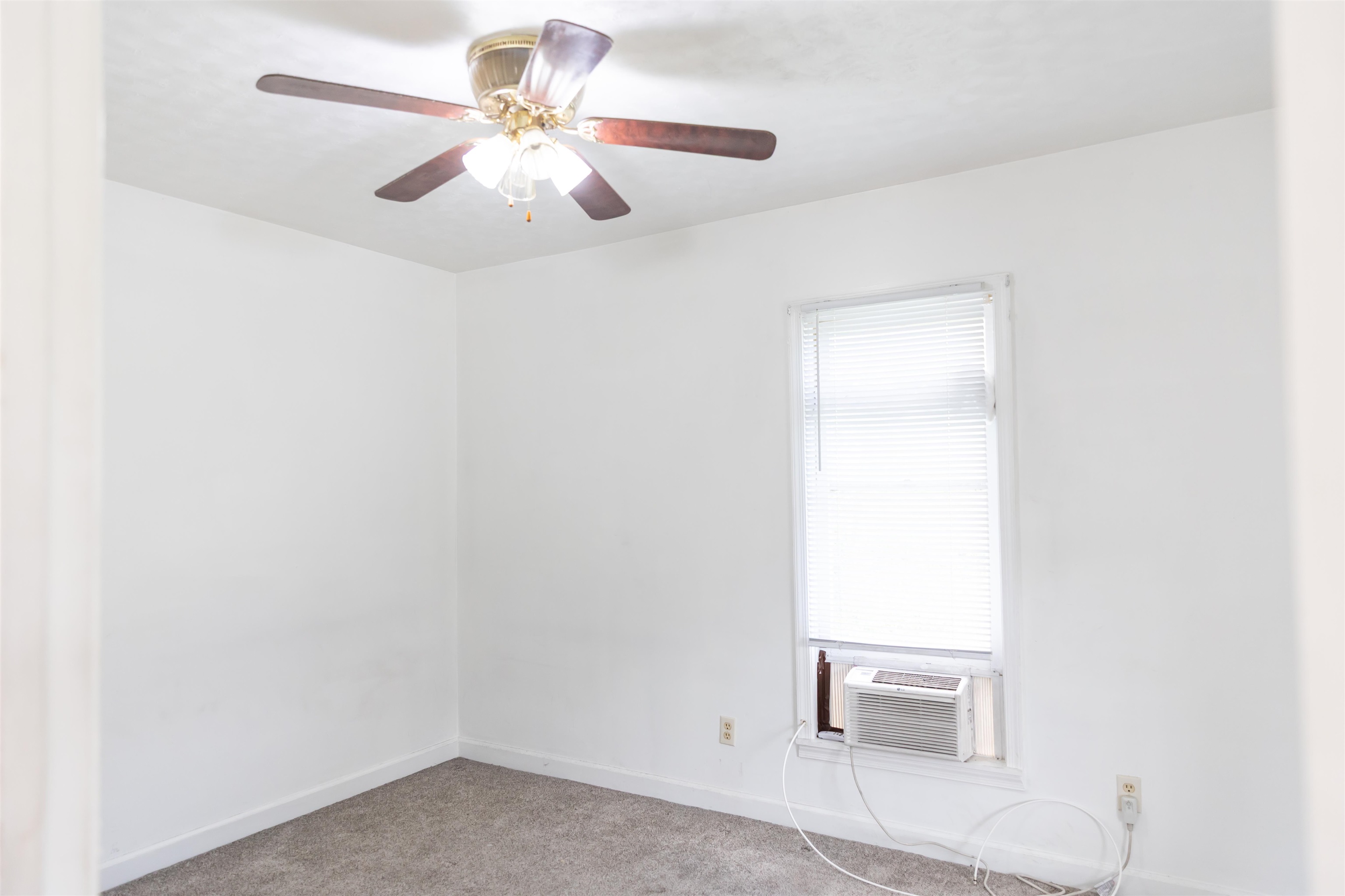 708 MCCORKLE DR, LEXINGTON, Virginia 24450, 2 Bedrooms Bedrooms, ,1 BathroomBathrooms,Residential,708 MCCORKLE DR,664773 MLS # 664773