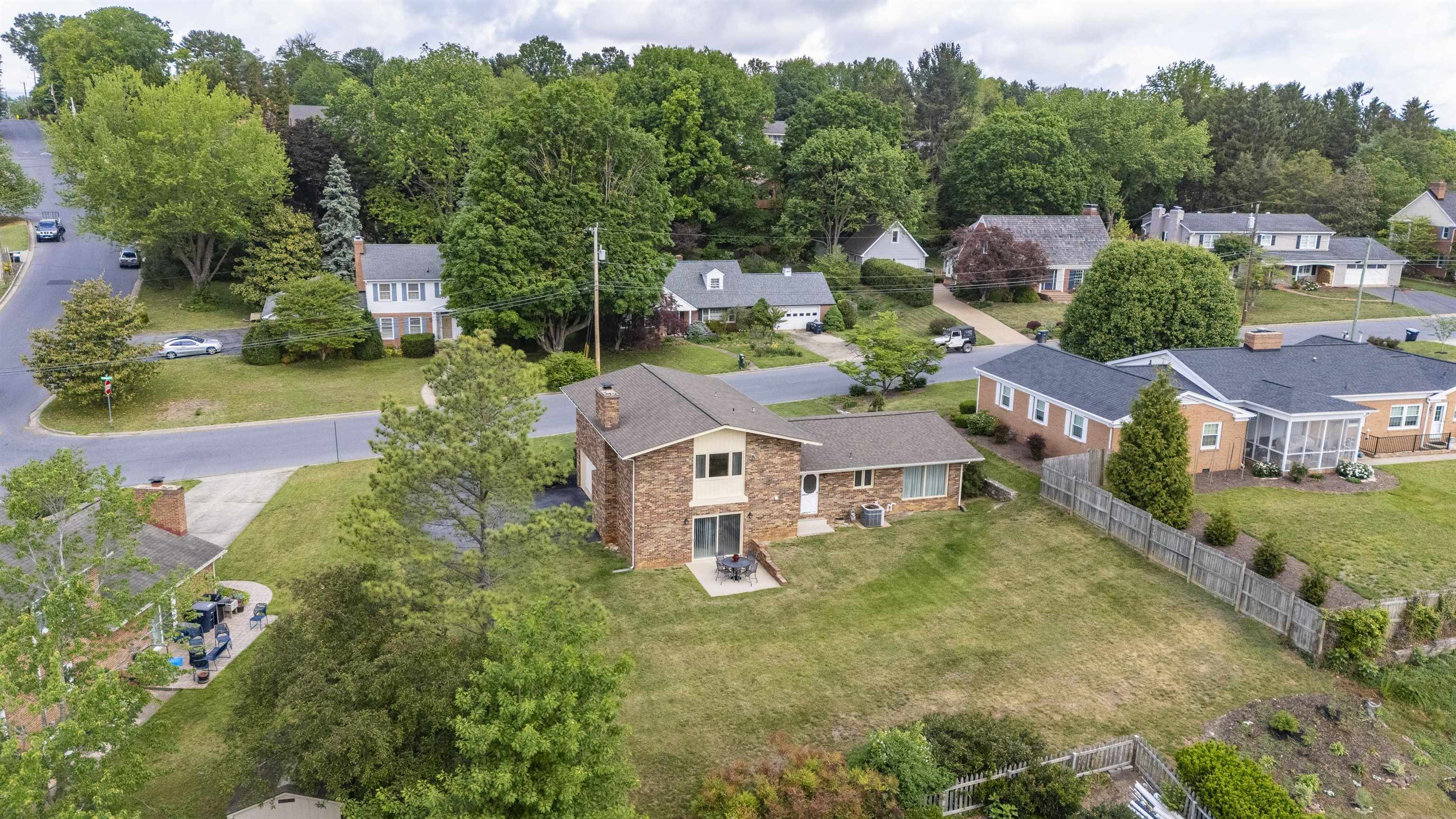 480 PRESTON DR, HARRISONBURG, Virginia 22801, 4 Bedrooms Bedrooms, ,2 BathroomsBathrooms,Residential,480 PRESTON DR,664774 MLS # 664774