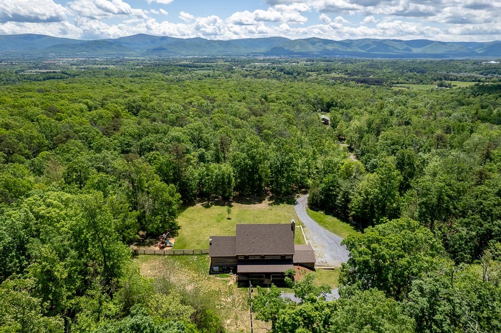 2461 RESORT DR, MCGAHEYSVILLE, Virginia 22840, 4 Bedrooms Bedrooms, ,2 BathroomsBathrooms,Residential,2461 RESORT DR,664775 MLS # 664775
