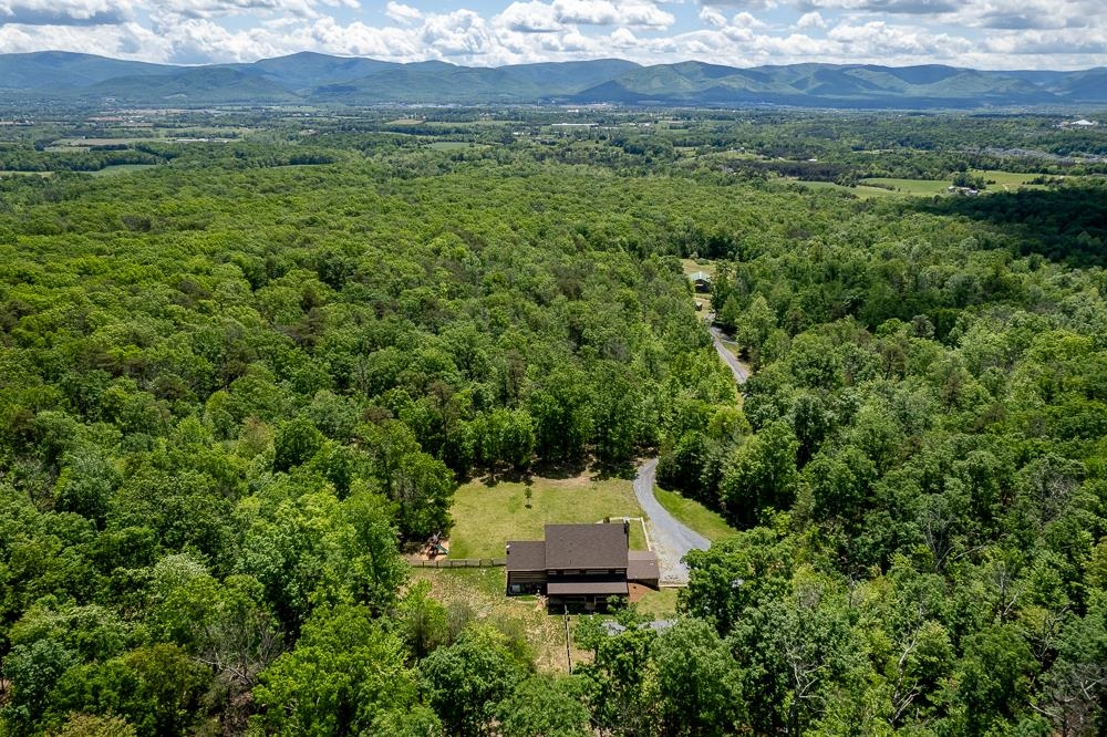 2461 RESORT DR, MCGAHEYSVILLE, Virginia 22840, 4 Bedrooms Bedrooms, ,2 BathroomsBathrooms,Residential,2461 RESORT DR,664775 MLS # 664775