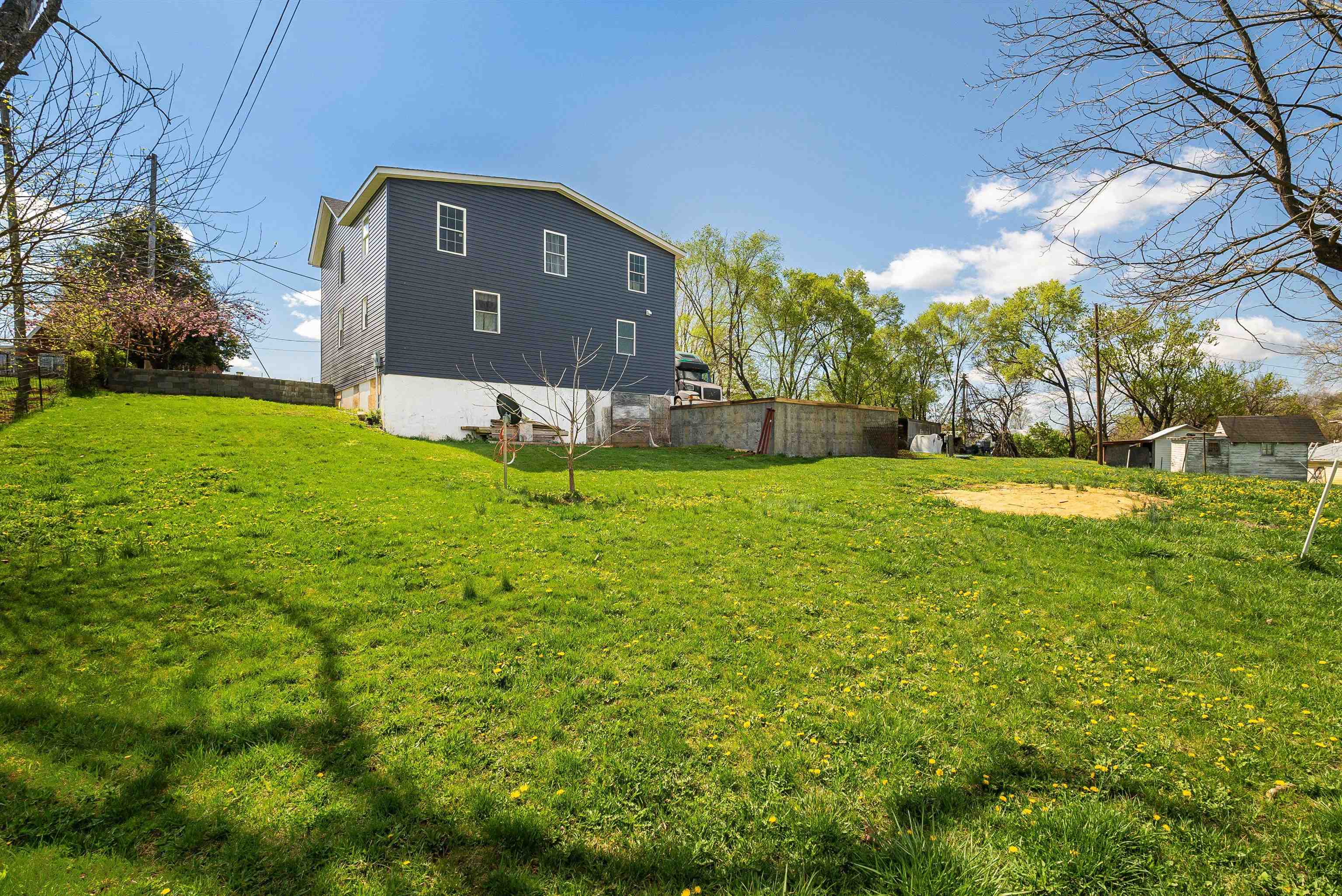2015 CECIL WAMPLER RD, ROCKINGHAM, Virginia 22841, 5 Bedrooms Bedrooms, ,2 BathroomsBathrooms,Residential,2015 CECIL WAMPLER RD,664786 MLS # 664786
