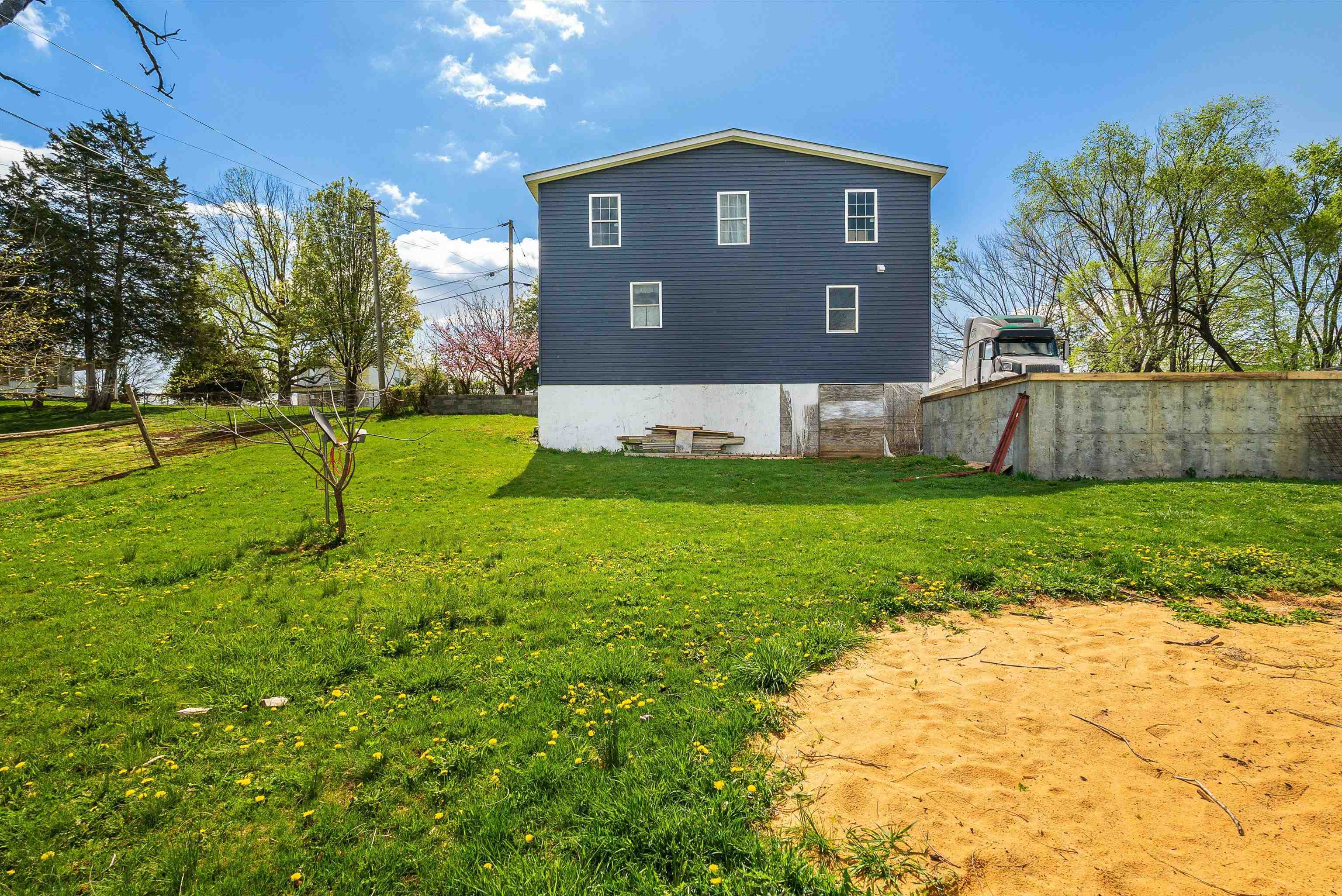 2015 CECIL WAMPLER RD, ROCKINGHAM, Virginia 22841, 5 Bedrooms Bedrooms, ,2 BathroomsBathrooms,Residential,2015 CECIL WAMPLER RD,664786 MLS # 664786