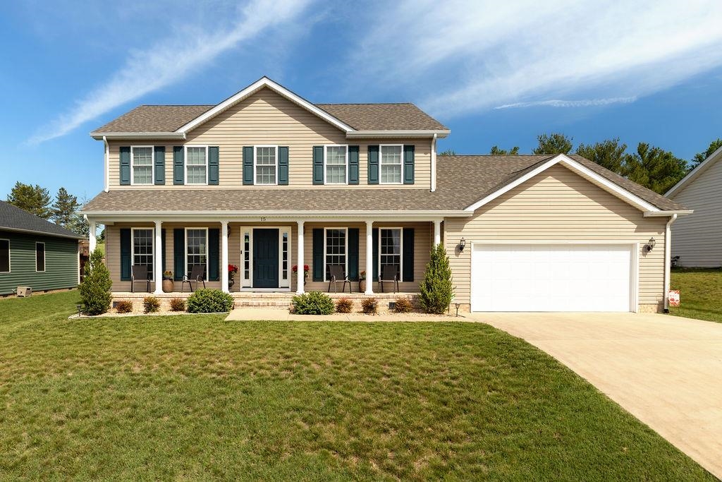 15 DEVONSHIRE CT, FISHERSVILLE, Virginia 22939, 4 Bedrooms Bedrooms, ,3 BathroomsBathrooms,Residential,15 DEVONSHIRE CT,664787 MLS # 664787