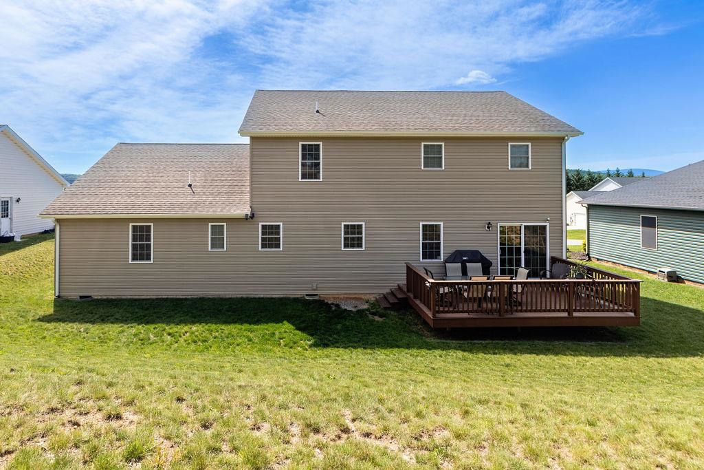 15 DEVONSHIRE CT, FISHERSVILLE, Virginia 22939, 4 Bedrooms Bedrooms, ,3 BathroomsBathrooms,Residential,15 DEVONSHIRE CT,664787 MLS # 664787