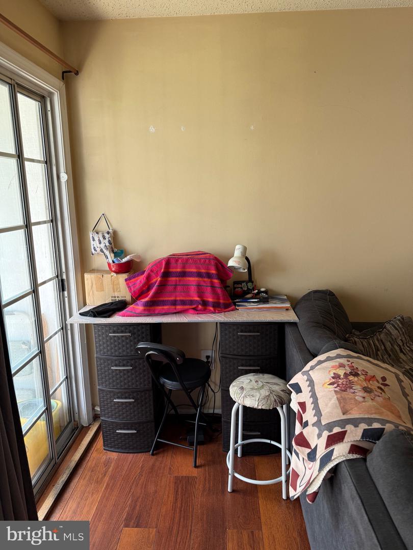114 FORT EVANS RD SE #A, LEESBURG, Virginia 20175, 2 Bedrooms Bedrooms, ,2 BathroomsBathrooms,Residential,For sale,114 FORT EVANS RD SE #A,VALO2092360 MLS # VALO2092360