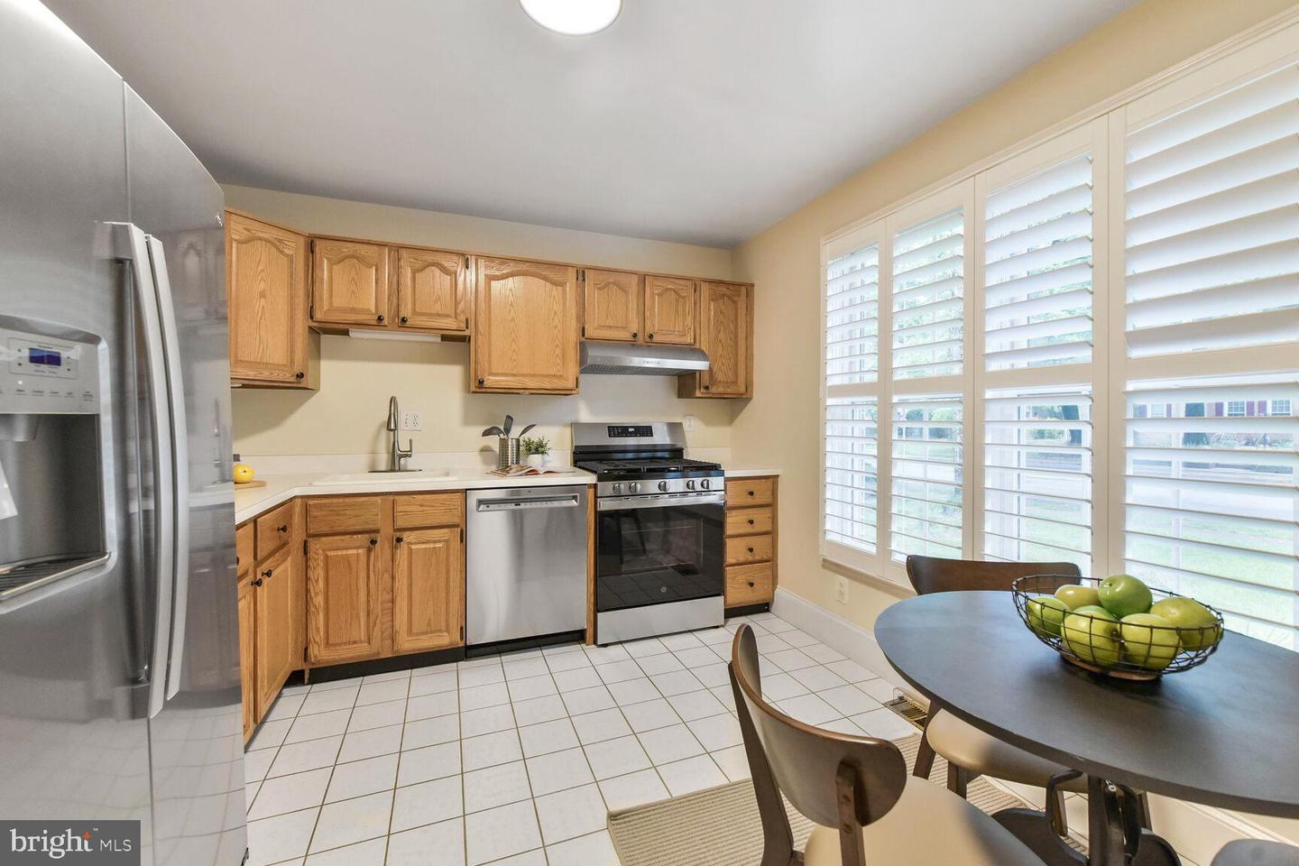 11856 SAINT TRINIANS CT, RESTON, Virginia 20191, 3 Bedrooms Bedrooms, ,2 BathroomsBathrooms,Residential,For sale,11856 SAINT TRINIANS CT,VAFX2236180 MLS # VAFX2236180