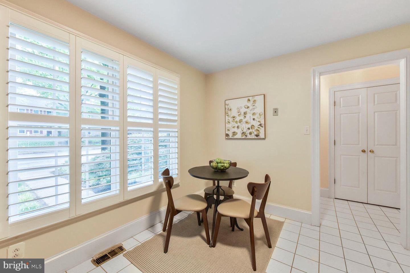 11856 SAINT TRINIANS CT, RESTON, Virginia 20191, 3 Bedrooms Bedrooms, ,2 BathroomsBathrooms,Residential,For sale,11856 SAINT TRINIANS CT,VAFX2236180 MLS # VAFX2236180