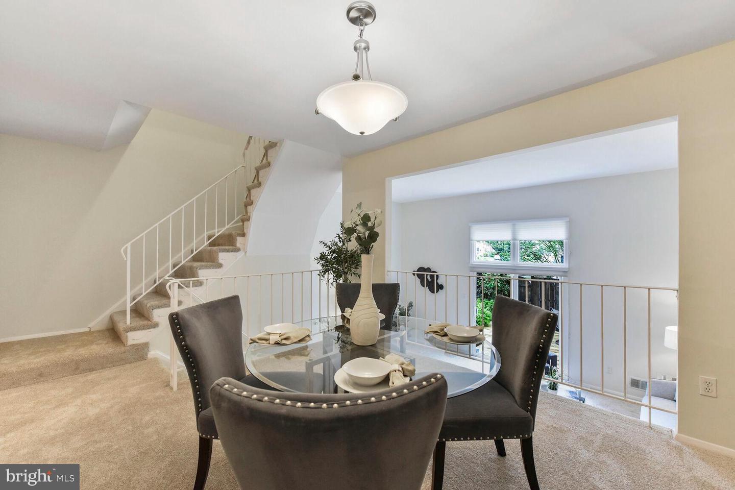 11856 SAINT TRINIANS CT, RESTON, Virginia 20191, 3 Bedrooms Bedrooms, ,2 BathroomsBathrooms,Residential,For sale,11856 SAINT TRINIANS CT,VAFX2236180 MLS # VAFX2236180