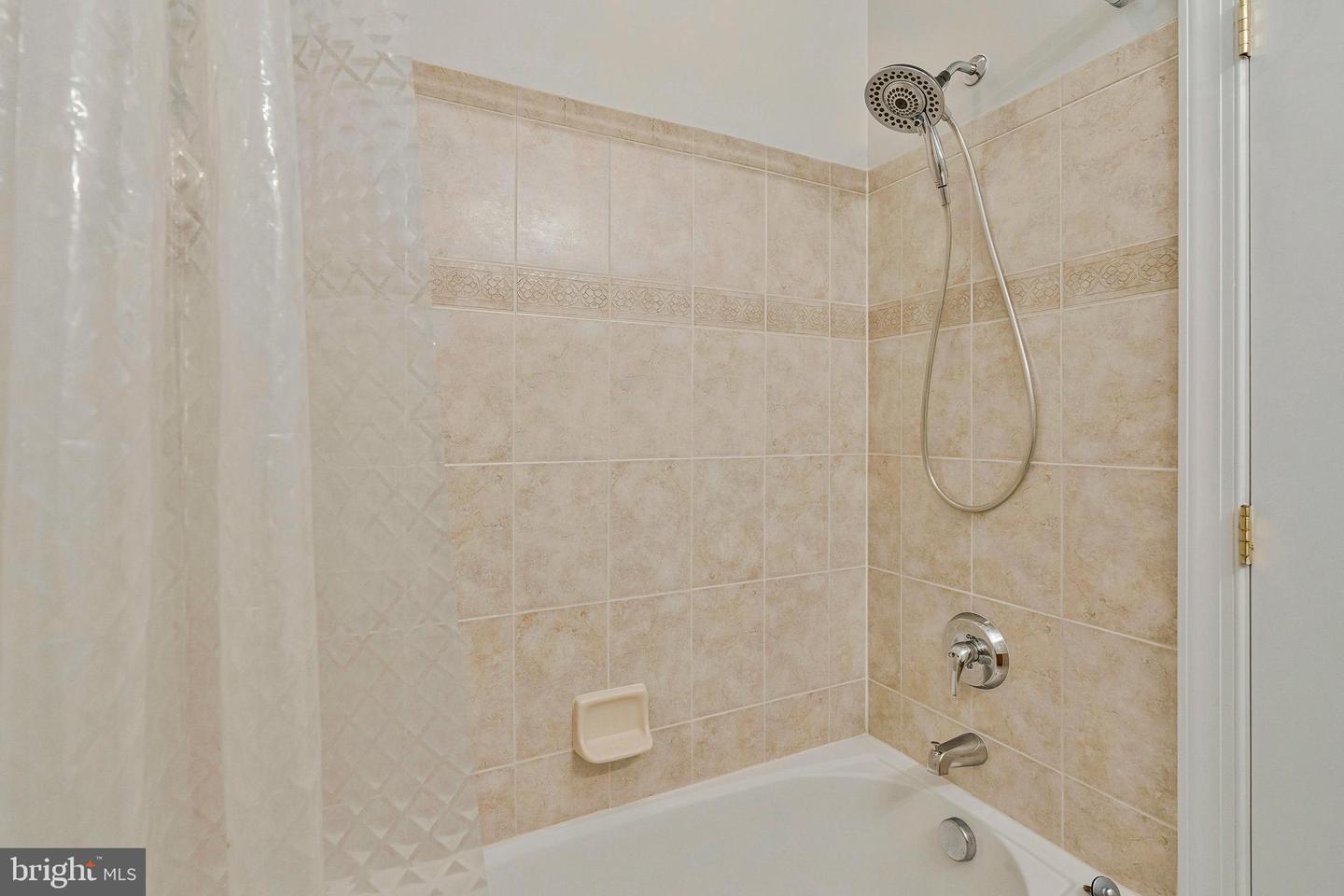 43284 OVERVIEW PL, LEESBURG, Virginia 20176, 6 Bedrooms Bedrooms, ,6 BathroomsBathrooms,Residential,For sale,43284 OVERVIEW PL,VALO2094958 MLS # VALO2094958