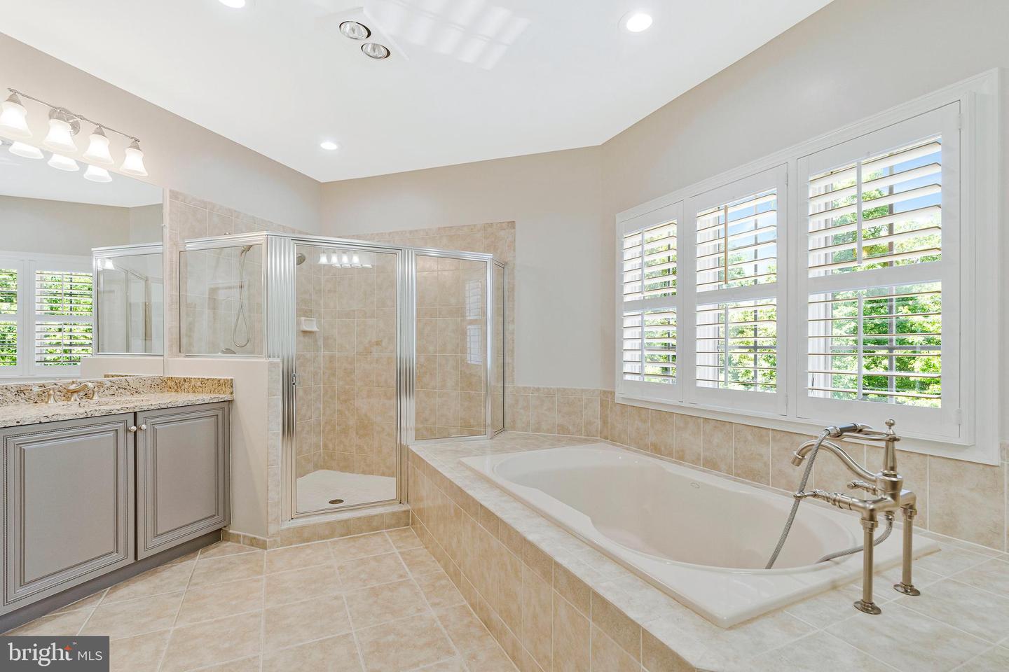 43284 OVERVIEW PL, LEESBURG, Virginia 20176, 6 Bedrooms Bedrooms, ,6 BathroomsBathrooms,Residential,For sale,43284 OVERVIEW PL,VALO2094958 MLS # VALO2094958