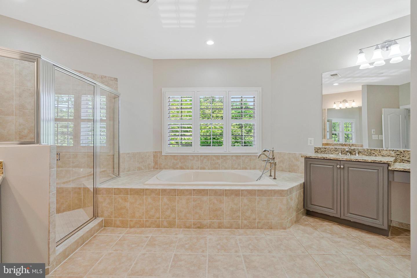 43284 OVERVIEW PL, LEESBURG, Virginia 20176, 6 Bedrooms Bedrooms, ,6 BathroomsBathrooms,Residential,For sale,43284 OVERVIEW PL,VALO2094958 MLS # VALO2094958