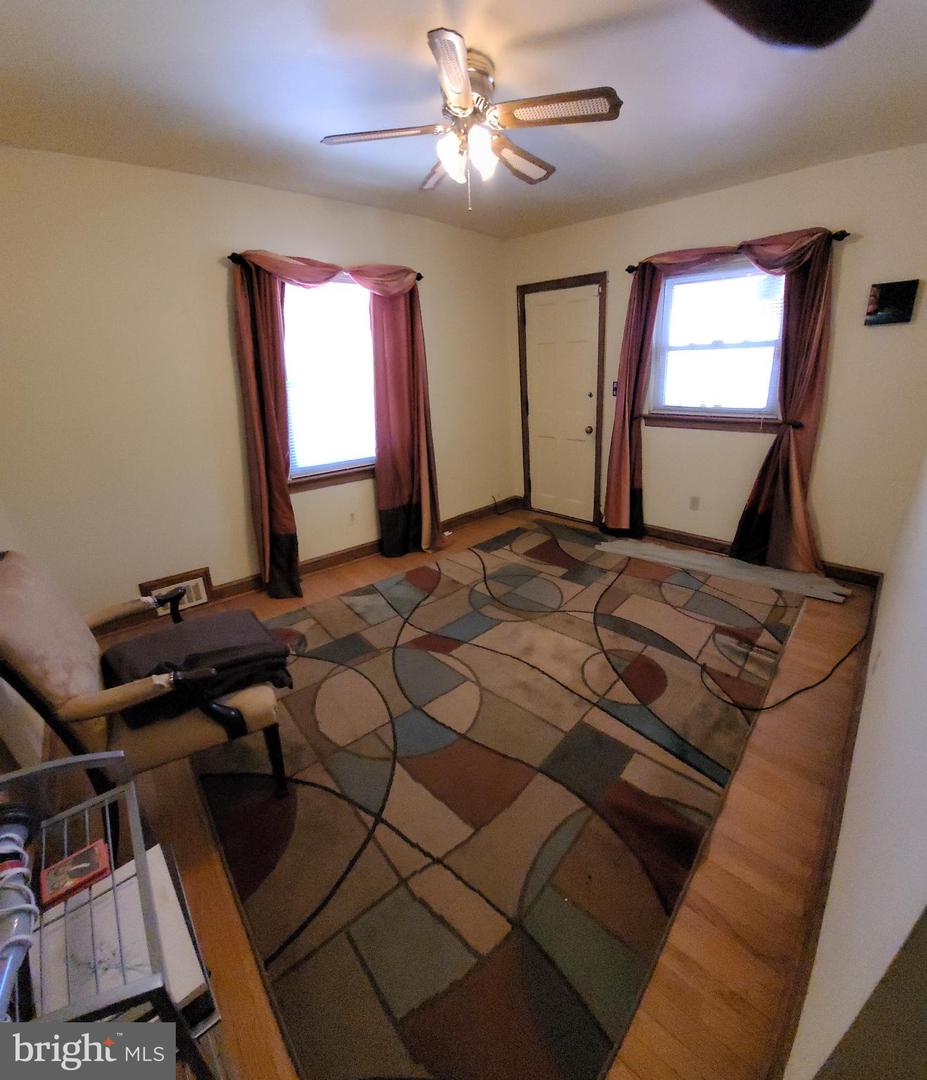 3512 CARPENTER ST SE, WASHINGTON, District Of Columbia 20020, 3 Bedrooms Bedrooms, ,2 BathroomsBathrooms,Residential,For sale,3512 CARPENTER ST SE,DCDC2197920 MLS # DCDC2197920
