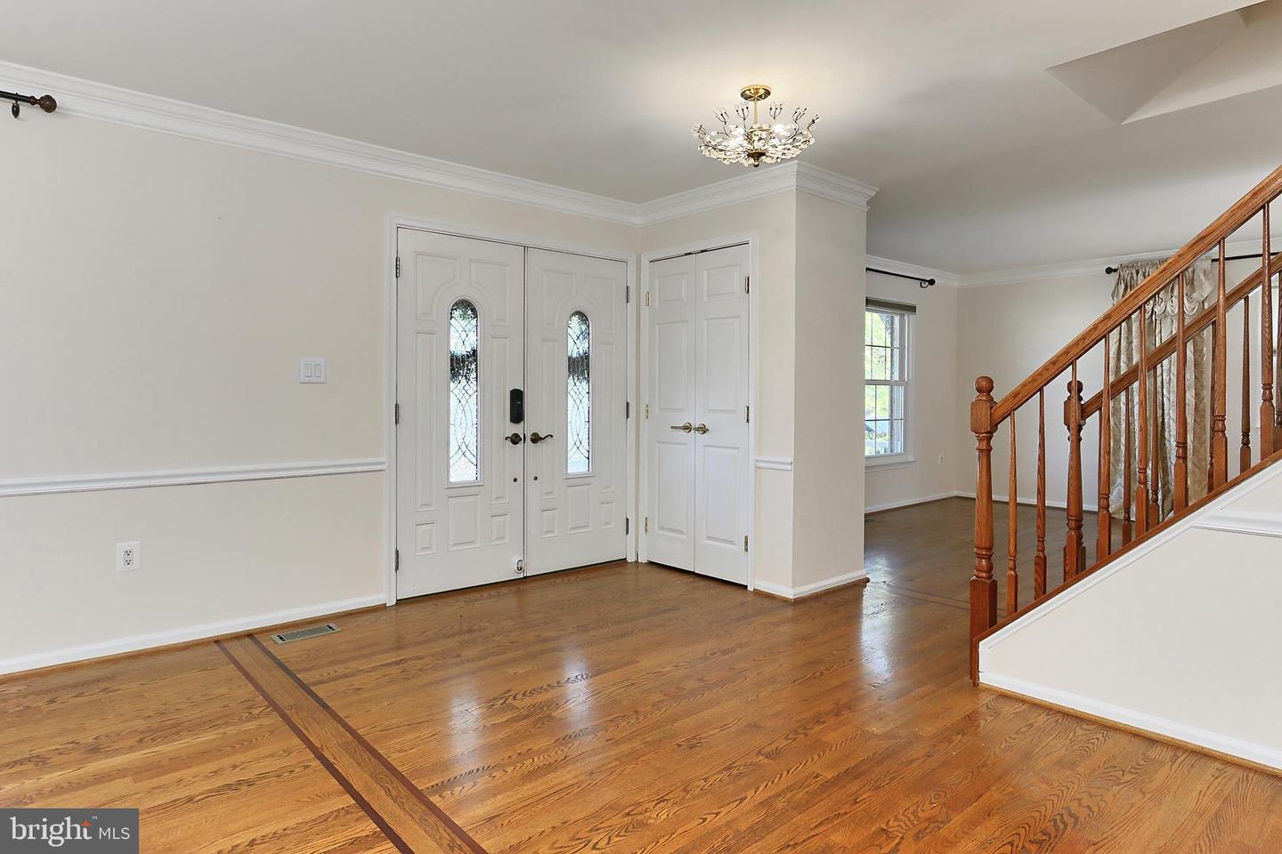 13407 BROOKFIELD DR, CHANTILLY, Virginia 20151, 4 Bedrooms Bedrooms, ,2 BathroomsBathrooms,Residential,For sale,13407 BROOKFIELD DR,VAFX2237734 MLS # VAFX2237734