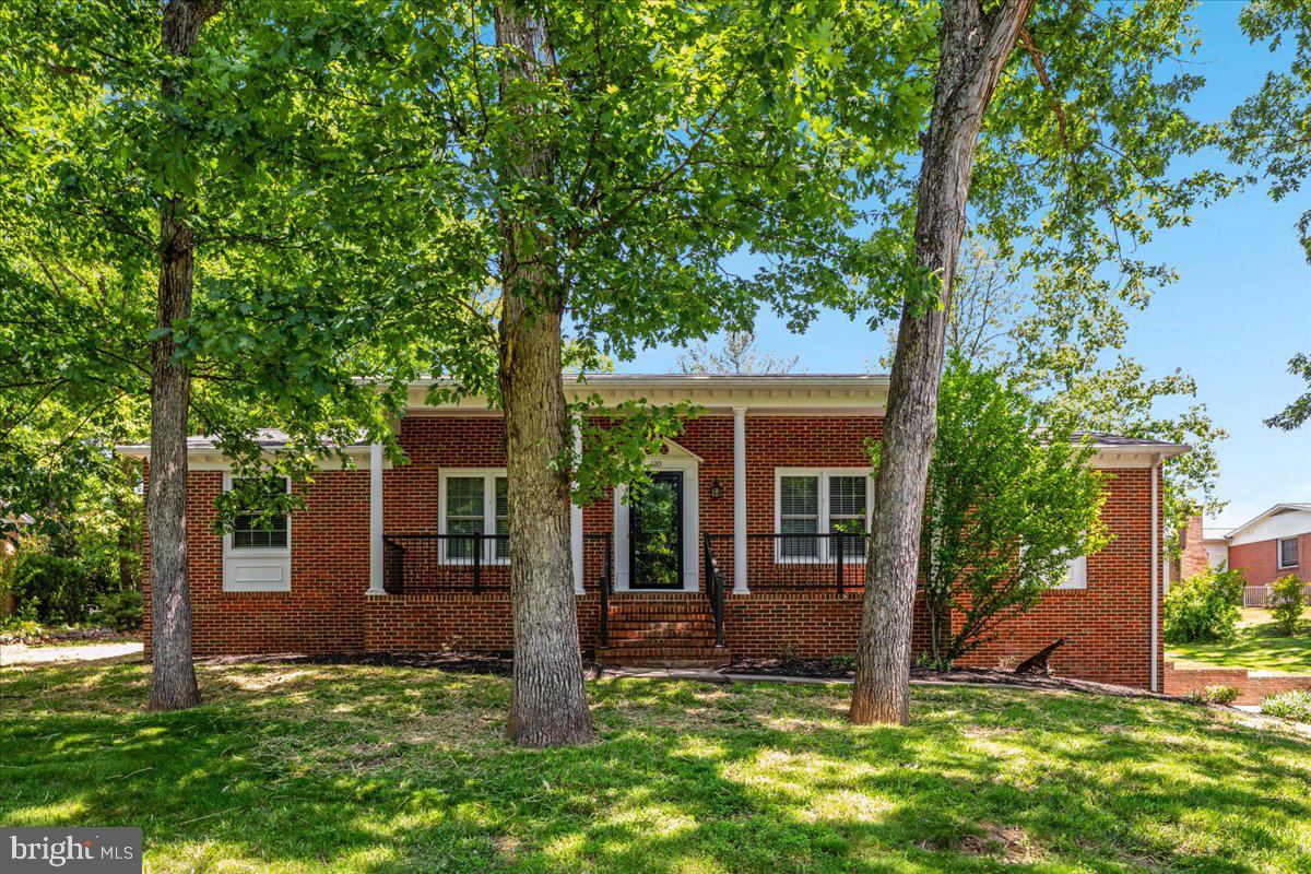 110 OAK RIDGE DR, STEPHENS CITY, Virginia 22655, 4 Bedrooms Bedrooms, ,2 BathroomsBathrooms,Residential,For sale,110 OAK RIDGE DR,VAFV2034038 MLS # VAFV2034038