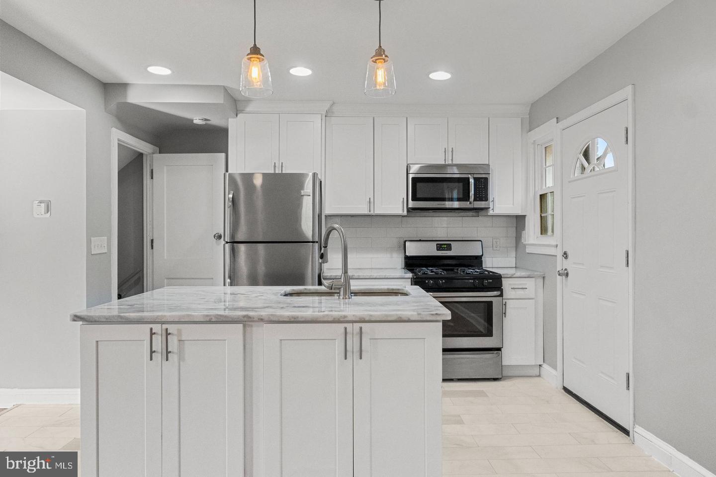 2226 GOOD HOPE RD SE, WASHINGTON, District Of Columbia 20020, 3 Bedrooms Bedrooms, ,3 BathroomsBathrooms,Residential,For sale,2226 GOOD HOPE RD SE,DCDC2199898 MLS # DCDC2199898