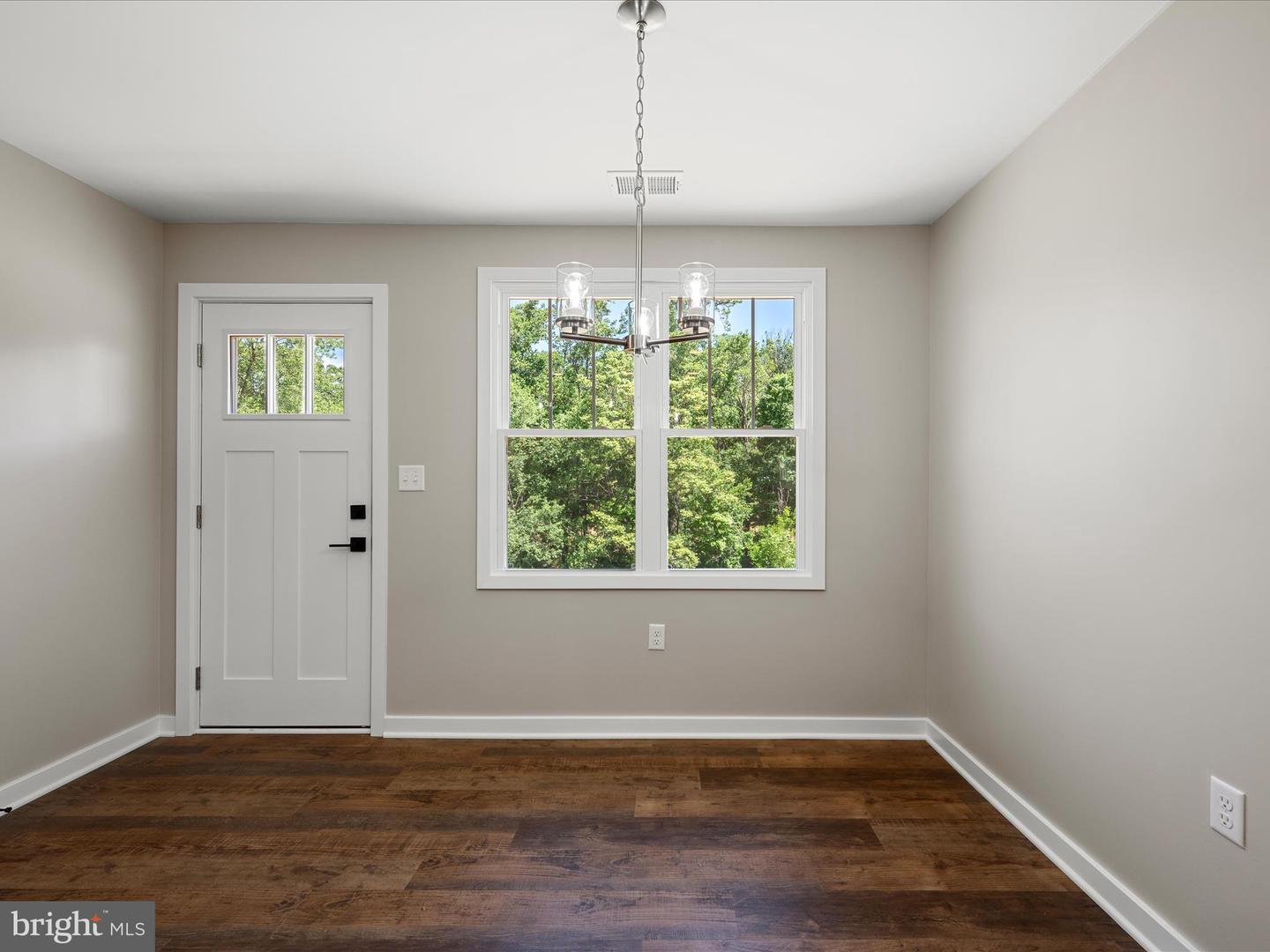 1322 BLOOMERY PIKE, CROSS JUNCTION, Virginia 22625, 3 Bedrooms Bedrooms, ,2 BathroomsBathrooms,Residential,For sale,1322 BLOOMERY PIKE,VAFV2034098 MLS # VAFV2034098