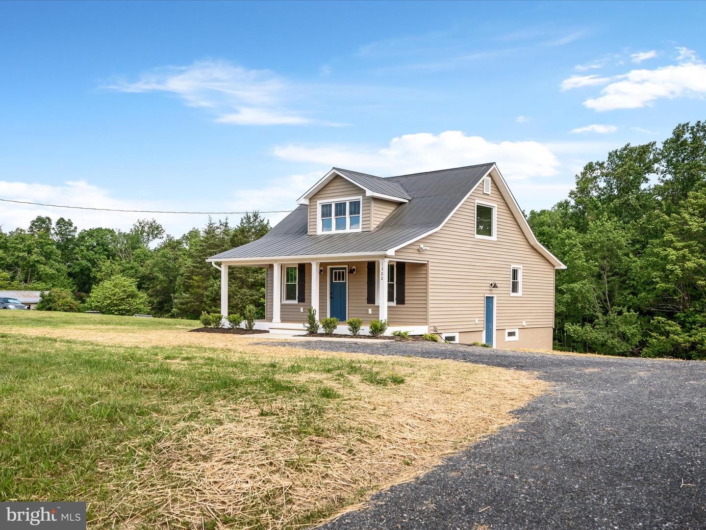 1322 BLOOMERY PIKE, CROSS JUNCTION, Virginia 22625, 3 Bedrooms Bedrooms, ,2 BathroomsBathrooms,Residential,For sale,1322 BLOOMERY PIKE,VAFV2034098 MLS # VAFV2034098