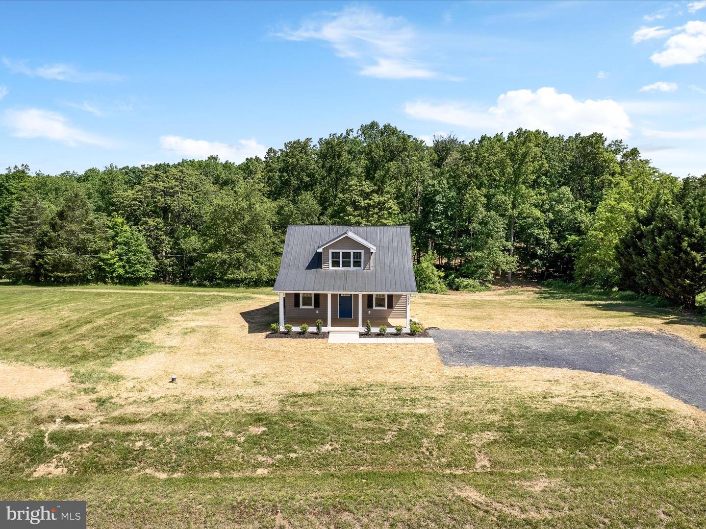 1322 BLOOMERY PIKE, CROSS JUNCTION, Virginia 22625, 3 Bedrooms Bedrooms, ,2 BathroomsBathrooms,Residential,For sale,1322 BLOOMERY PIKE,VAFV2034098 MLS # VAFV2034098