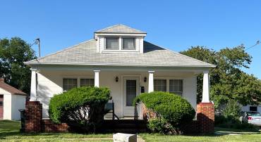 115 LONGSTREET AVE, FREDERICKSBURG, Virginia 22401, 2 Bedrooms Bedrooms, ,1 BathroomBathrooms,Residential,For sale,115 LONGSTREET AVE,VAFB2008234 MLS # VAFB2008234
