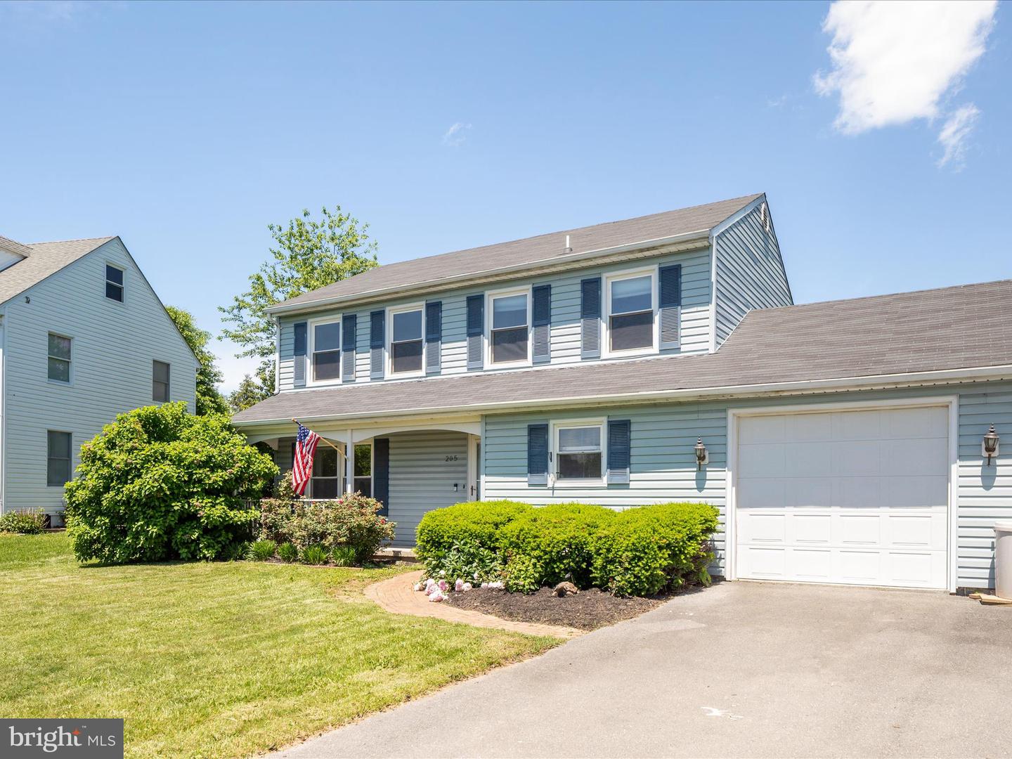 205 KILLDEER RD, STEPHENS CITY, Virginia 22655, 3 Bedrooms Bedrooms, ,2 BathroomsBathrooms,Residential,For sale,205 KILLDEER RD,VAFV2034190 MLS # VAFV2034190