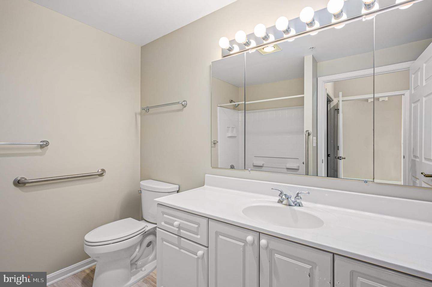 19355 CYPRESS RIDGE TER #802, LEESBURG, Virginia 20176, 3 Bedrooms Bedrooms, ,2 BathroomsBathrooms,Residential,For sale,19355 CYPRESS RIDGE TER #802,VALO2096592 MLS # VALO2096592