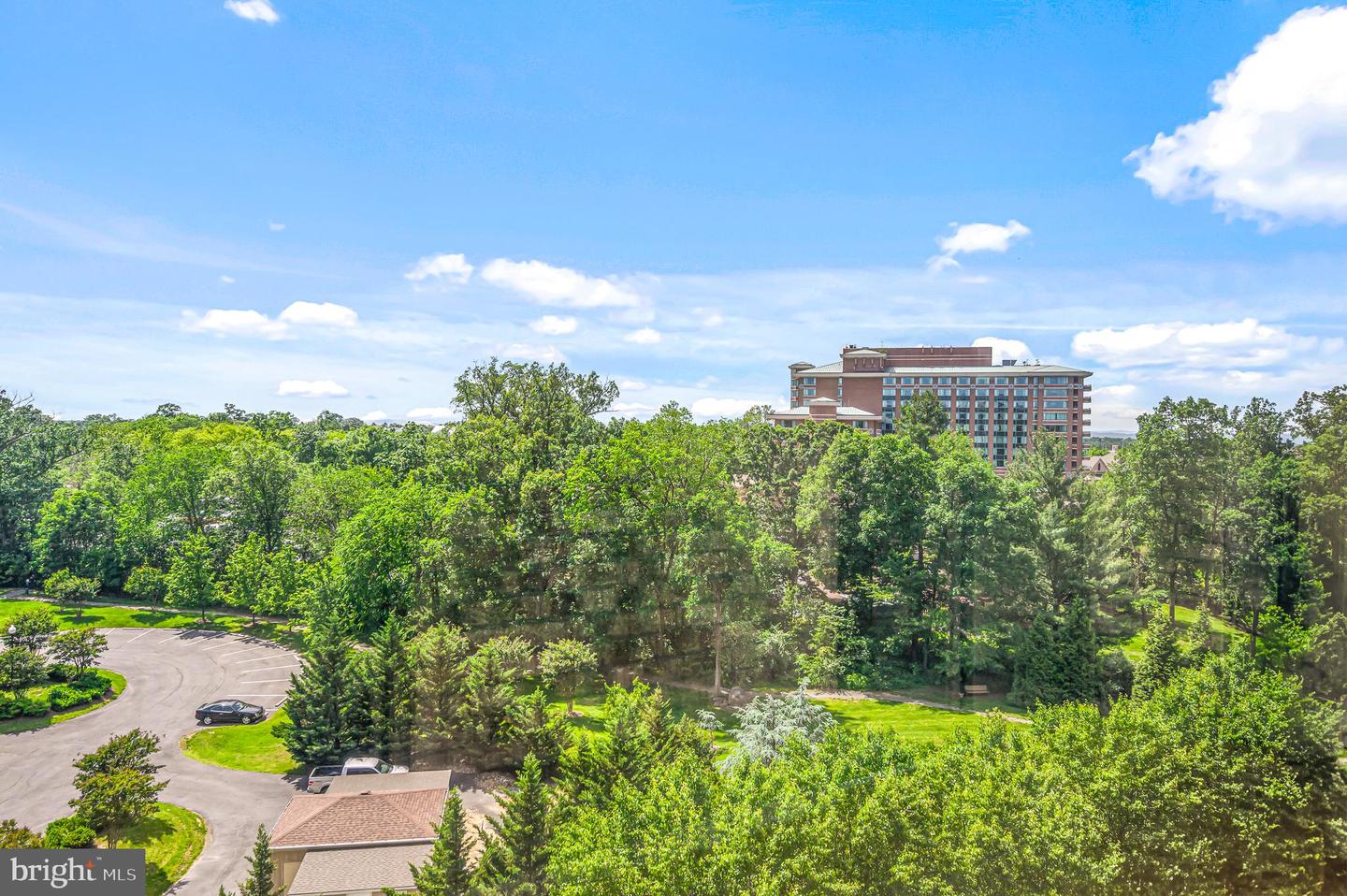 19355 CYPRESS RIDGE TER #802, LEESBURG, Virginia 20176, 3 Bedrooms Bedrooms, ,2 BathroomsBathrooms,Residential,For sale,19355 CYPRESS RIDGE TER #802,VALO2096592 MLS # VALO2096592