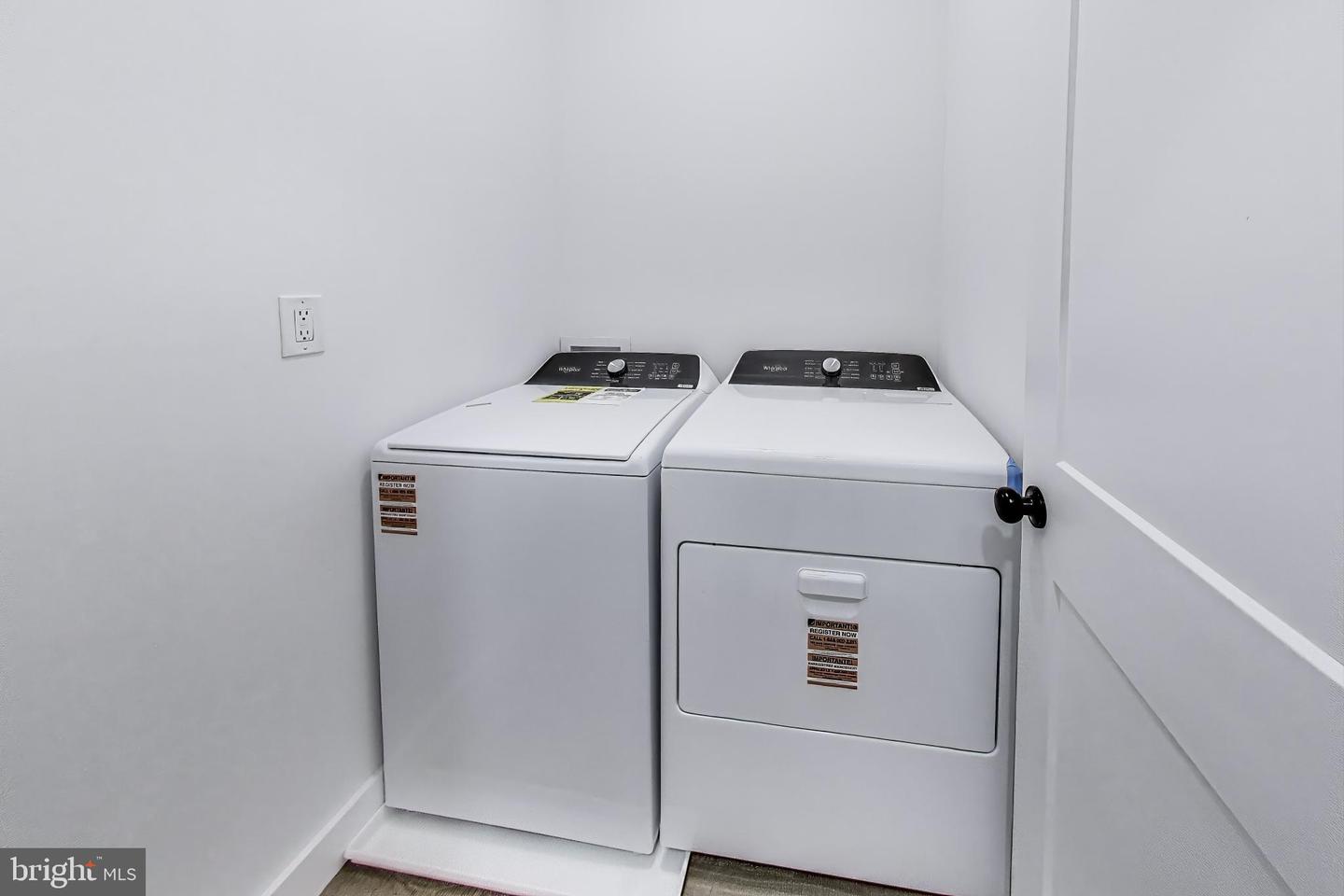 5209 10TH PL S, ARLINGTON, Virginia 22204, 3 Bedrooms Bedrooms, ,2 BathroomsBathrooms,Residential,For sale,5209 10TH PL S,VAAR2057542 MLS # VAAR2057542