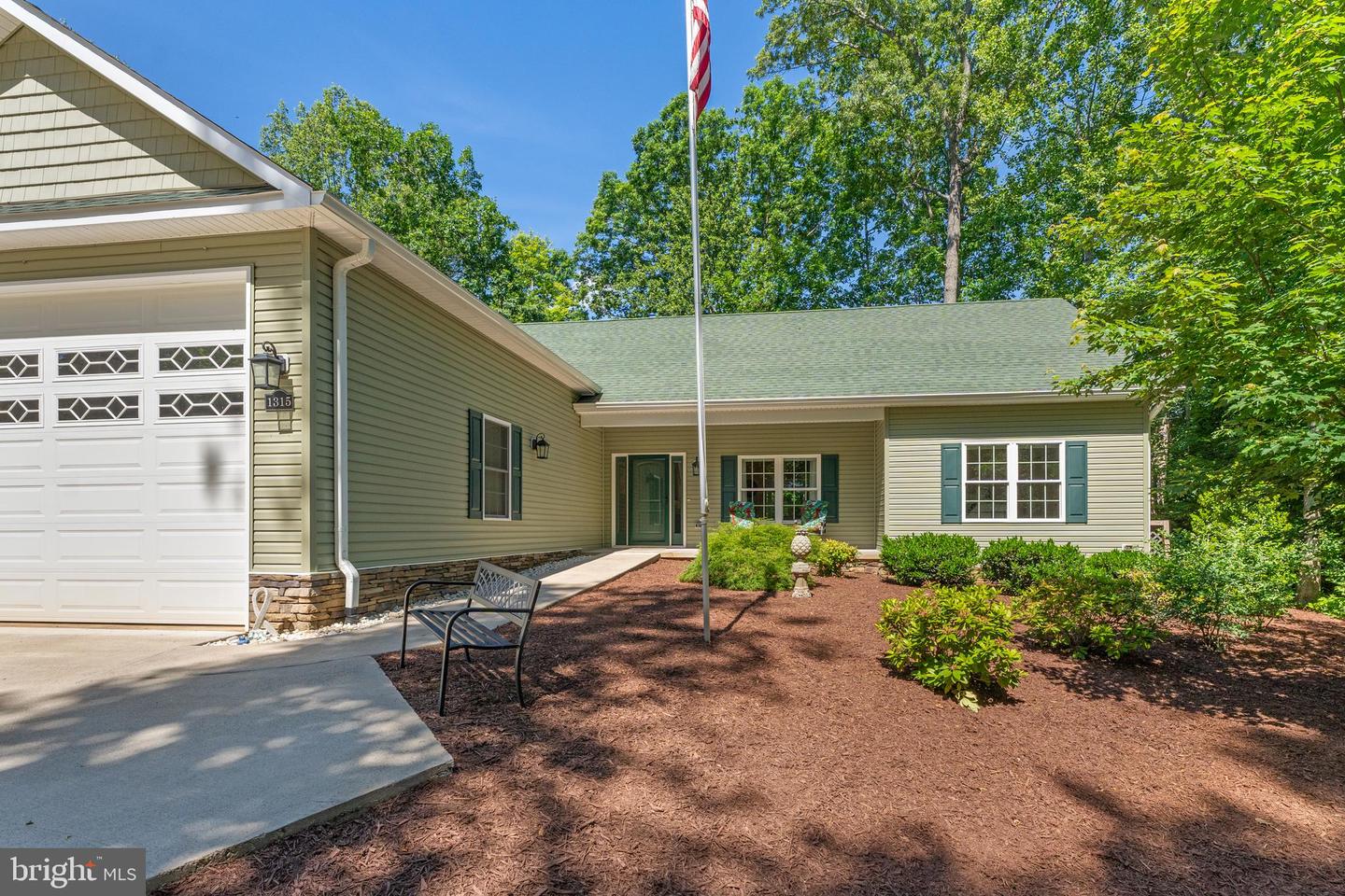 1315 EASTOVER PKWY, LOCUST GROVE, Virginia 22508, 3 Bedrooms Bedrooms, ,2 BathroomsBathrooms,Residential,For sale,1315 EASTOVER PKWY,VAOR2009706 MLS # VAOR2009706
