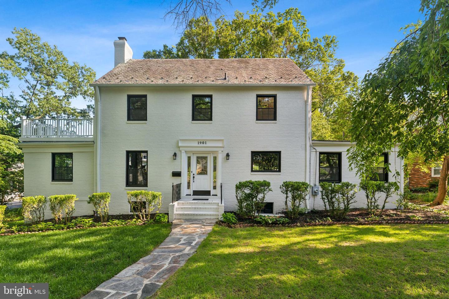 1901 BELLE HAVEN RD, ALEXANDRIA, Virginia 22307, 5 Bedrooms Bedrooms, ,3 BathroomsBathrooms,Residential,For sale,1901 BELLE HAVEN RD,VAFX2241804 MLS # VAFX2241804