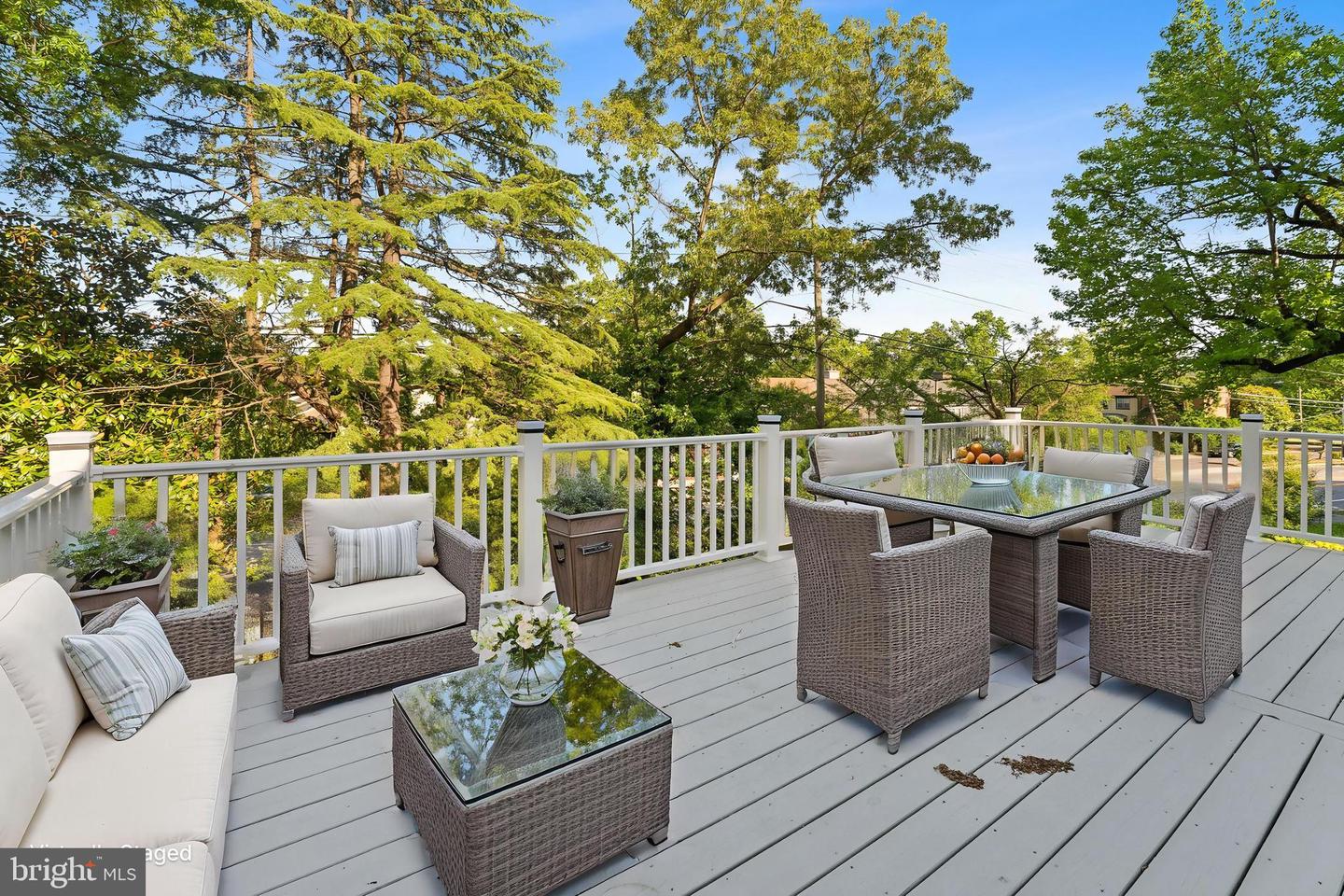 1901 BELLE HAVEN RD, ALEXANDRIA, Virginia 22307, 5 Bedrooms Bedrooms, ,3 BathroomsBathrooms,Residential,For sale,1901 BELLE HAVEN RD,VAFX2241804 MLS # VAFX2241804