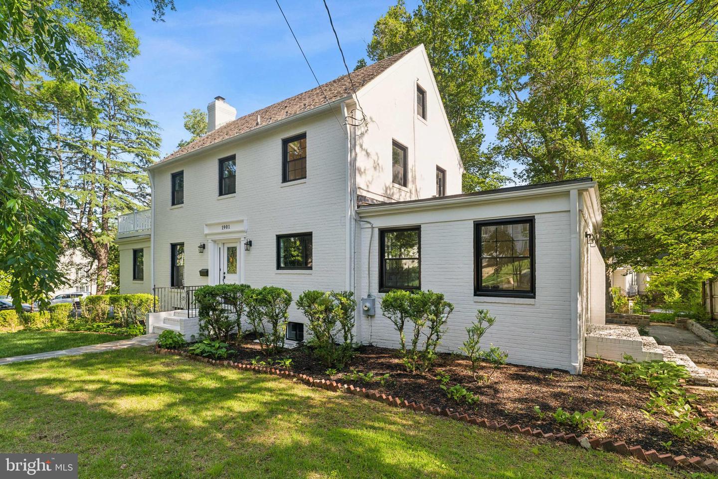 1901 BELLE HAVEN RD, ALEXANDRIA, Virginia 22307, 5 Bedrooms Bedrooms, ,3 BathroomsBathrooms,Residential,For sale,1901 BELLE HAVEN RD,VAFX2241804 MLS # VAFX2241804