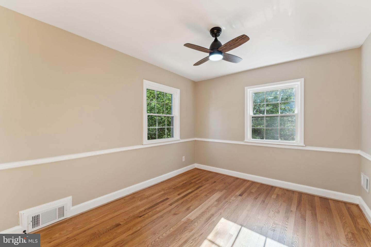 1901 BELLE HAVEN RD, ALEXANDRIA, Virginia 22307, 5 Bedrooms Bedrooms, ,3 BathroomsBathrooms,Residential,For sale,1901 BELLE HAVEN RD,VAFX2241804 MLS # VAFX2241804