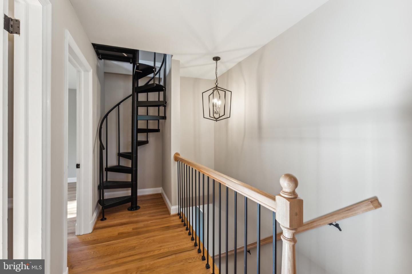 1901 BELLE HAVEN RD, ALEXANDRIA, Virginia 22307, 5 Bedrooms Bedrooms, ,3 BathroomsBathrooms,Residential,For sale,1901 BELLE HAVEN RD,VAFX2241804 MLS # VAFX2241804