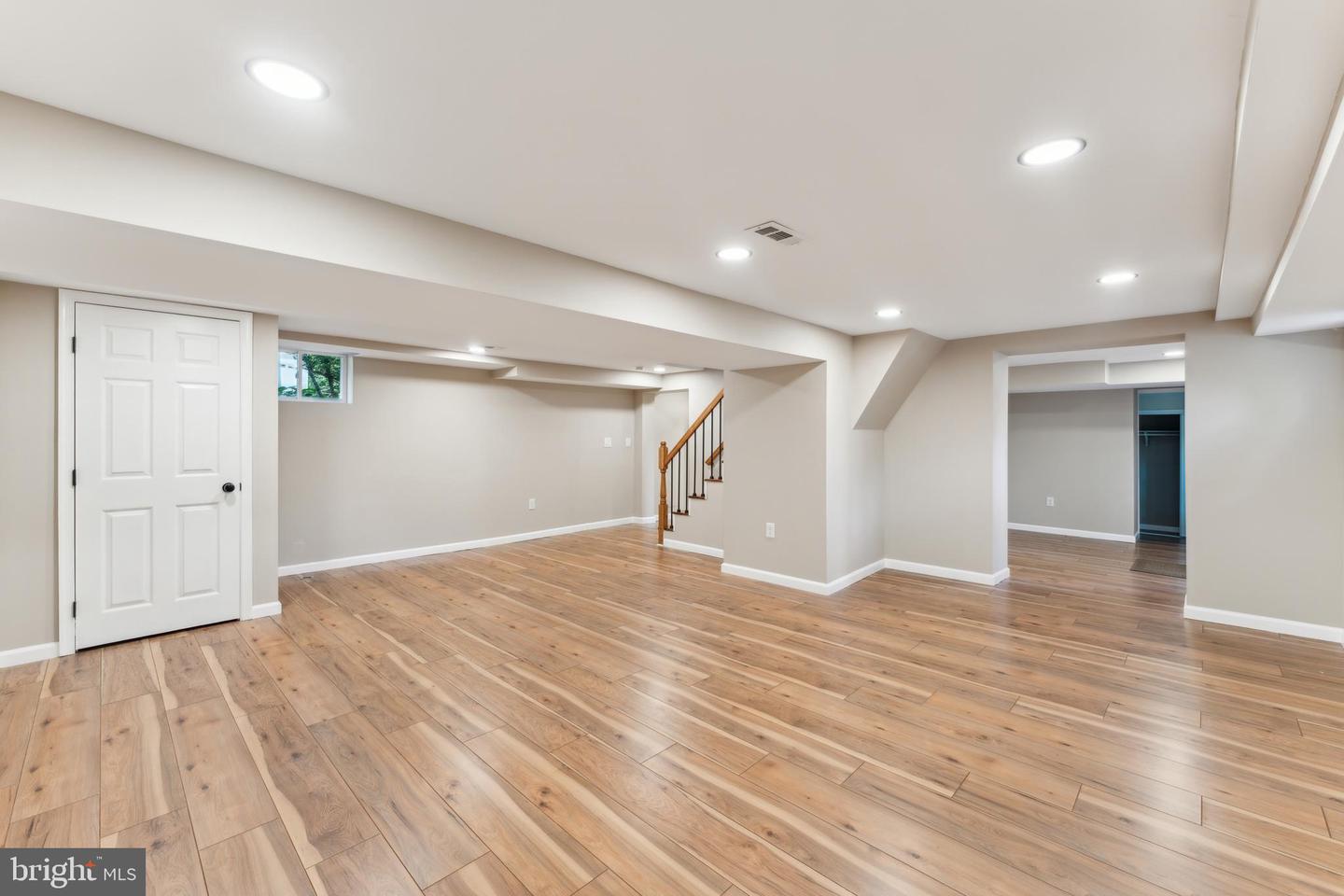 1901 BELLE HAVEN RD, ALEXANDRIA, Virginia 22307, 5 Bedrooms Bedrooms, ,3 BathroomsBathrooms,Residential,For sale,1901 BELLE HAVEN RD,VAFX2241804 MLS # VAFX2241804