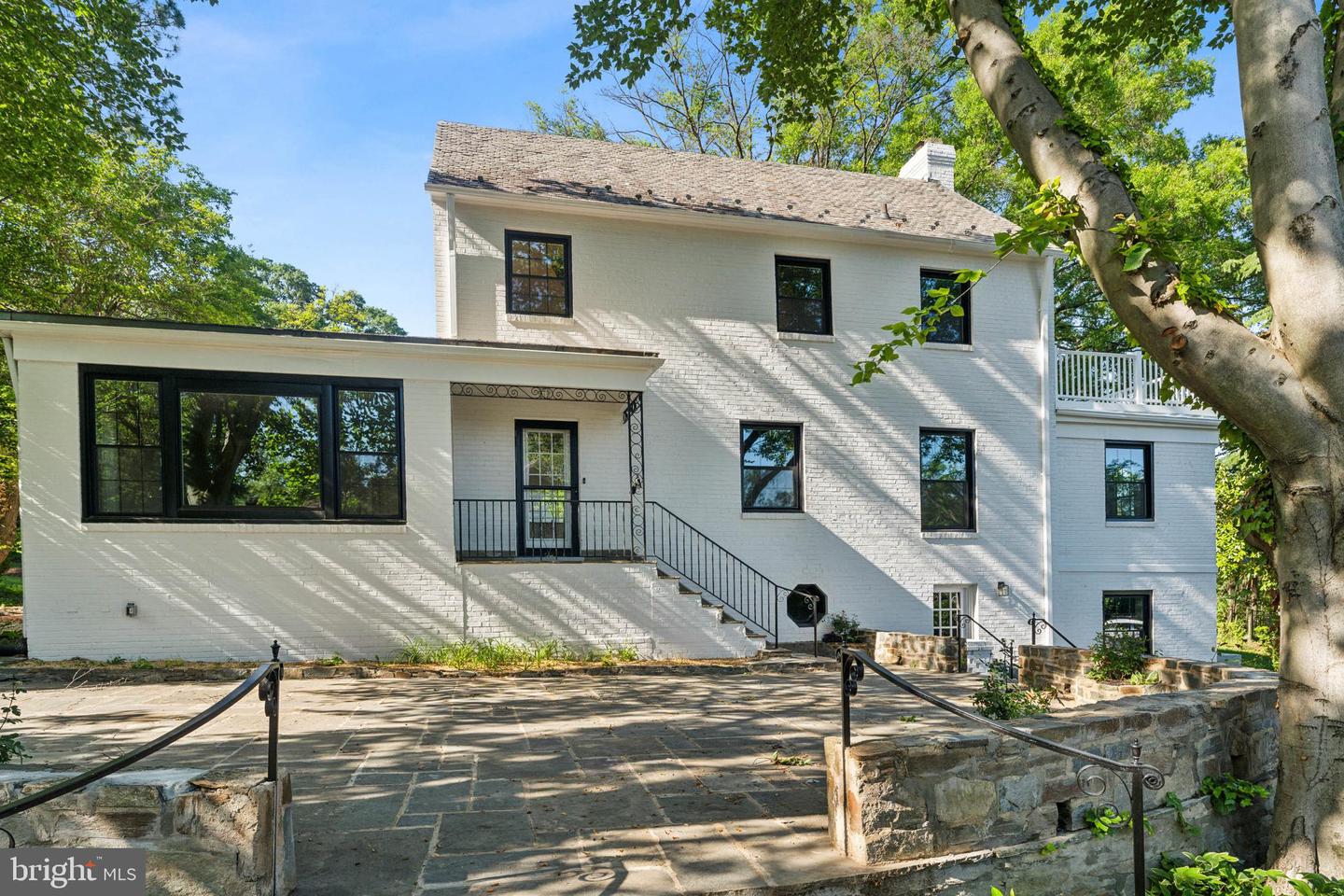 1901 BELLE HAVEN RD, ALEXANDRIA, Virginia 22307, 5 Bedrooms Bedrooms, ,3 BathroomsBathrooms,Residential,For sale,1901 BELLE HAVEN RD,VAFX2241804 MLS # VAFX2241804