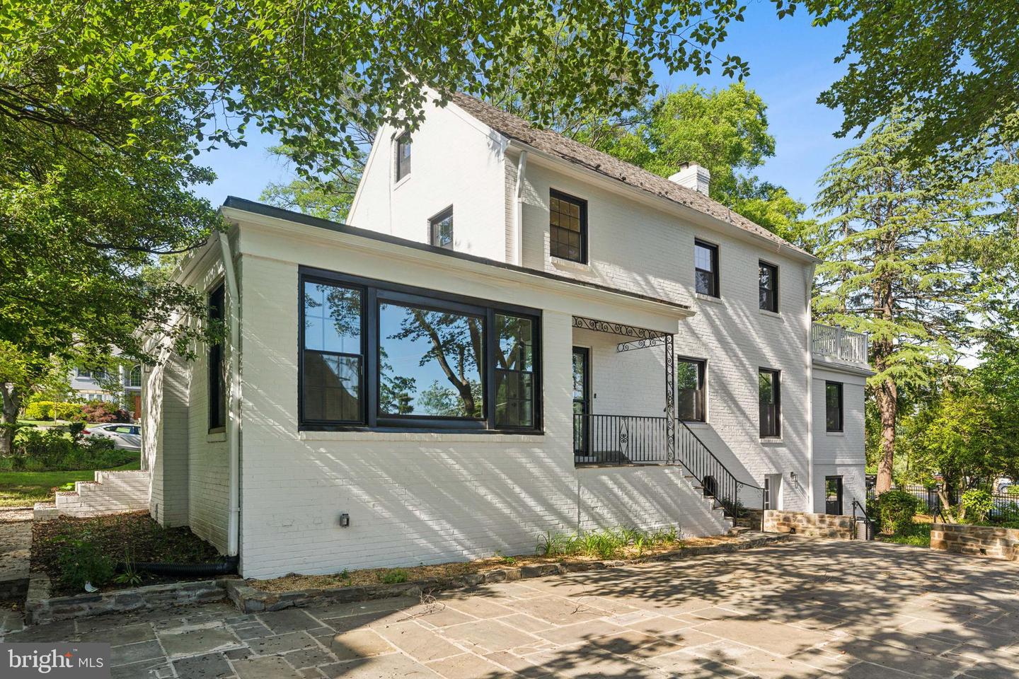 1901 BELLE HAVEN RD, ALEXANDRIA, Virginia 22307, 5 Bedrooms Bedrooms, ,3 BathroomsBathrooms,Residential,For sale,1901 BELLE HAVEN RD,VAFX2241804 MLS # VAFX2241804