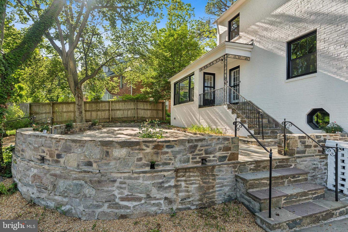 1901 BELLE HAVEN RD, ALEXANDRIA, Virginia 22307, 5 Bedrooms Bedrooms, ,3 BathroomsBathrooms,Residential,For sale,1901 BELLE HAVEN RD,VAFX2241804 MLS # VAFX2241804
