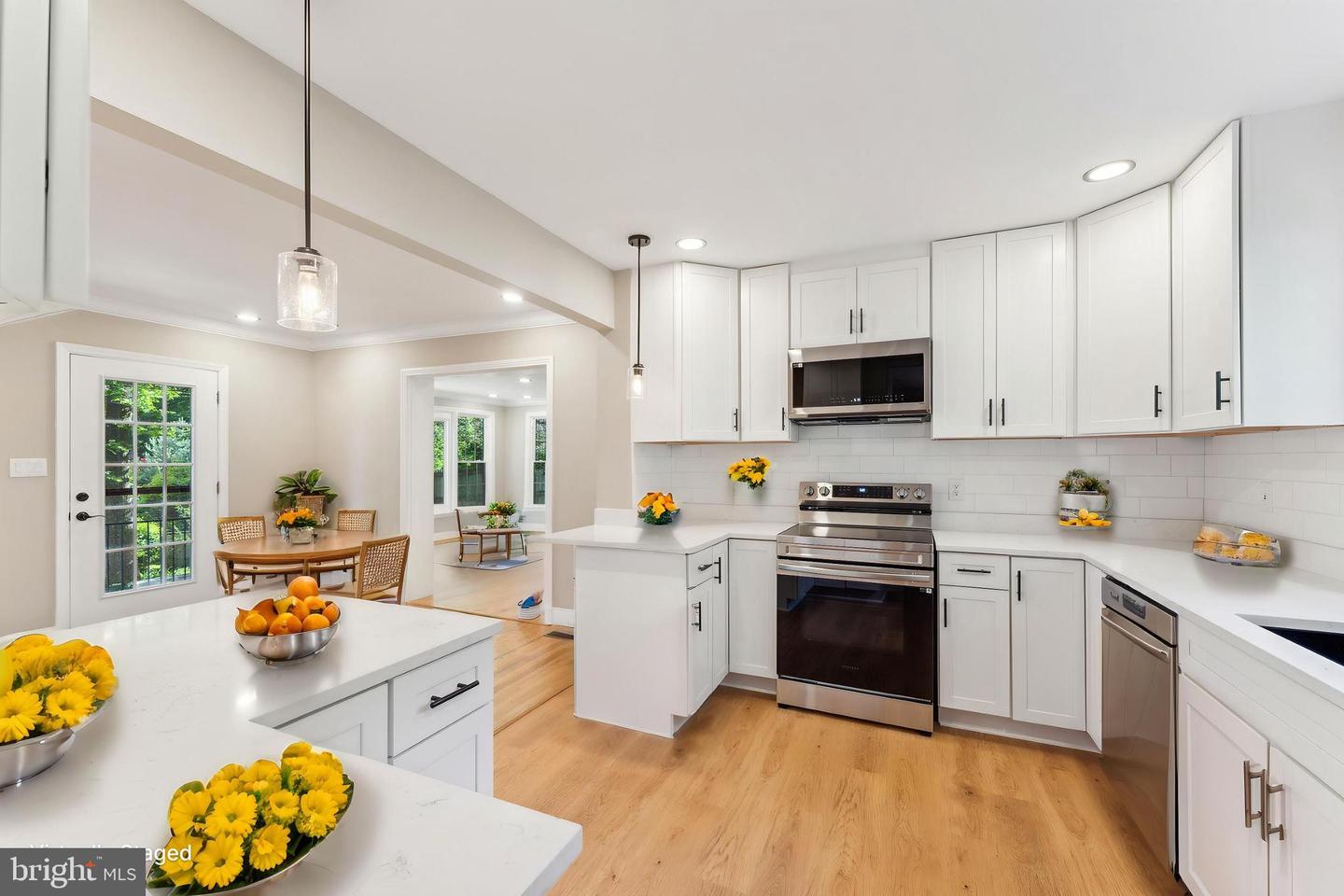 1901 BELLE HAVEN RD, ALEXANDRIA, Virginia 22307, 5 Bedrooms Bedrooms, ,3 BathroomsBathrooms,Residential,For sale,1901 BELLE HAVEN RD,VAFX2241804 MLS # VAFX2241804